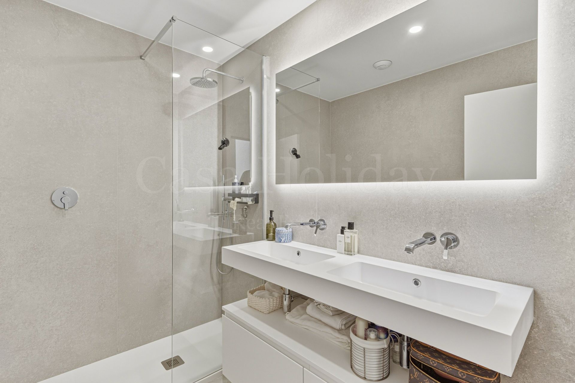 Apartamento Planta Baja en Los Altos de los Monteros, Marbella