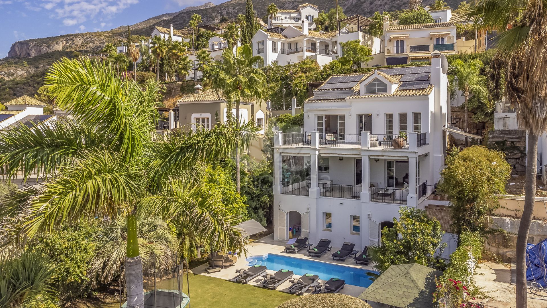Villa en Sierra Blanca Country Club, Istan