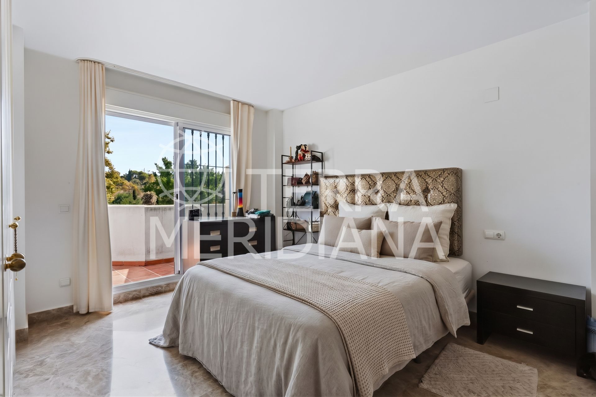 Town House in Los Naranjos de Marbella, Marbella