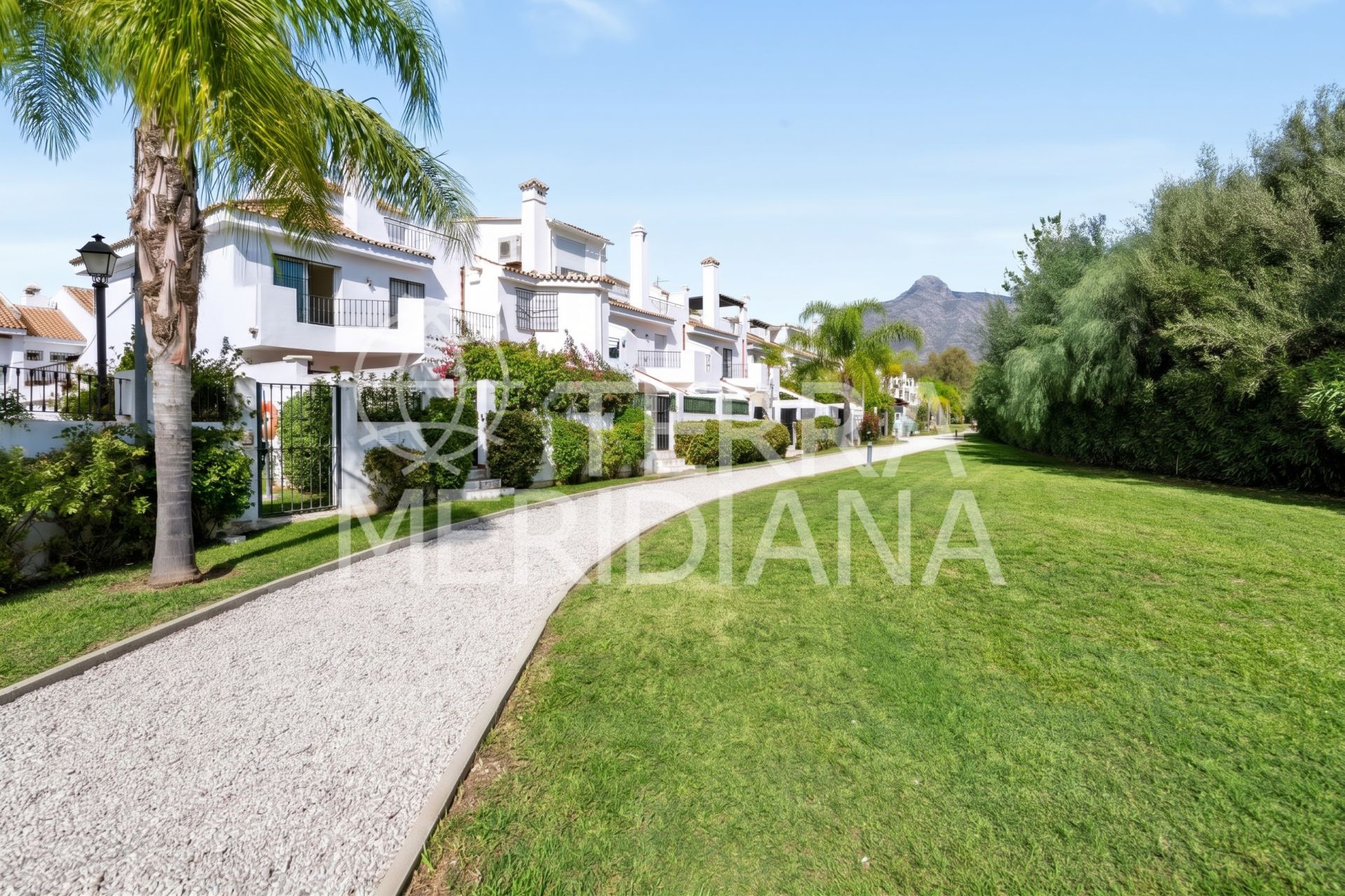 Town House in Los Naranjos de Marbella, Marbella