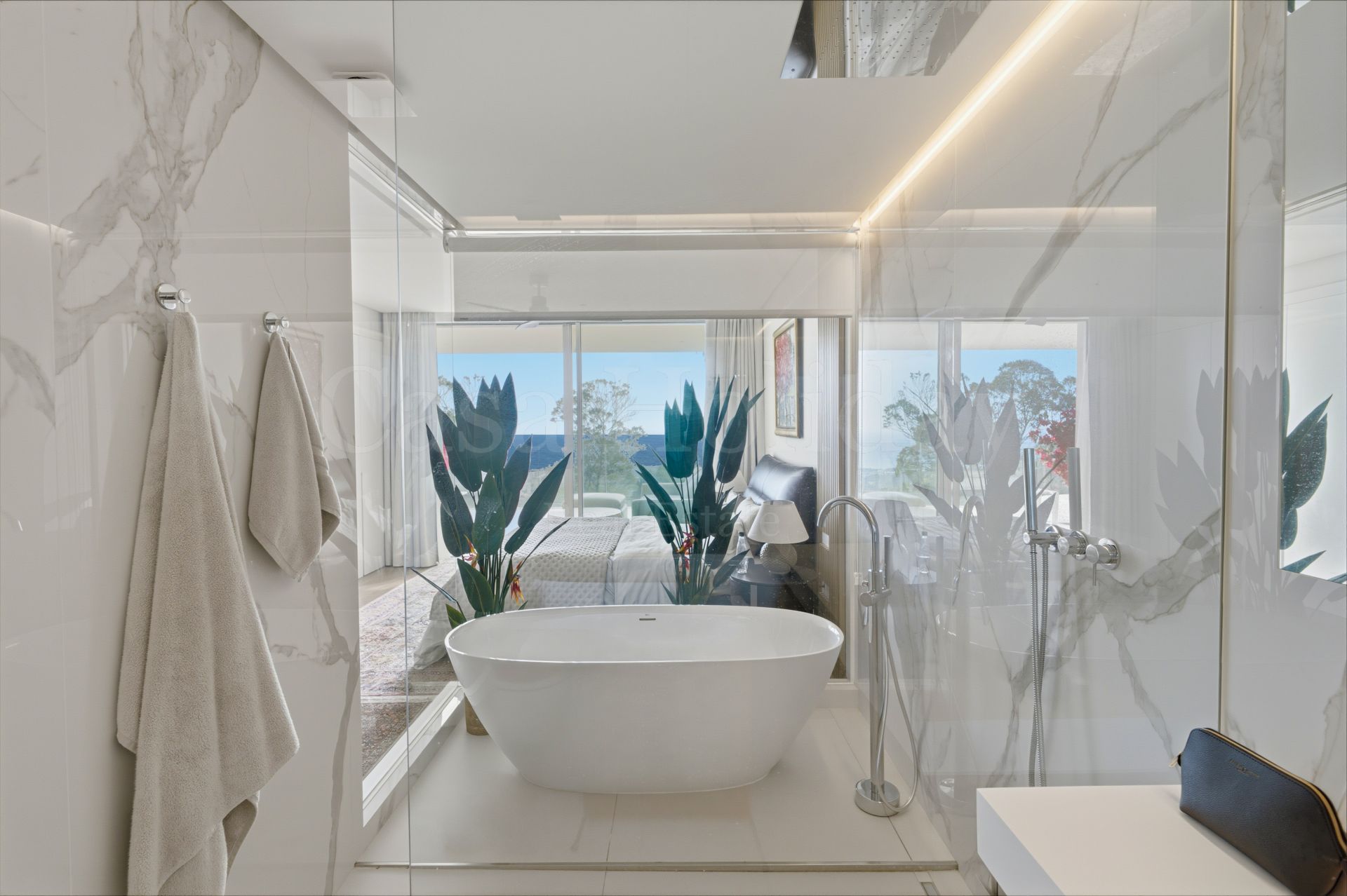 Apartment in La Mairena, Marbella