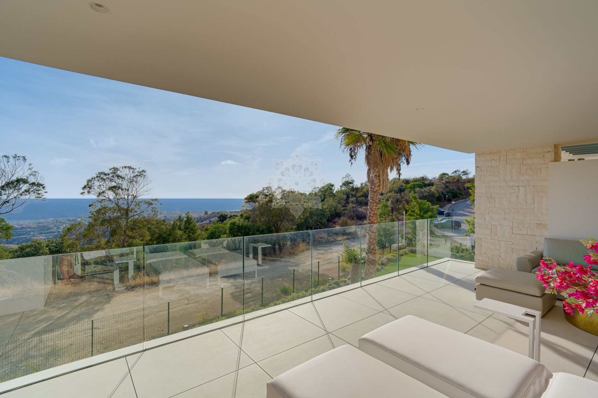 Apartment in La Mairena, Marbella