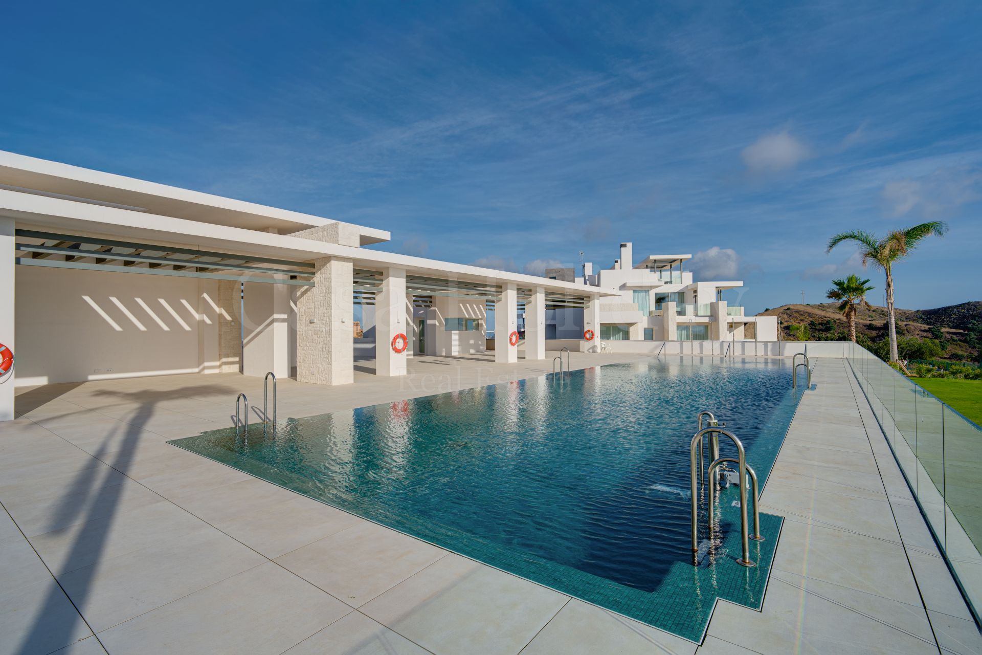 Apartment in La Mairena, Marbella