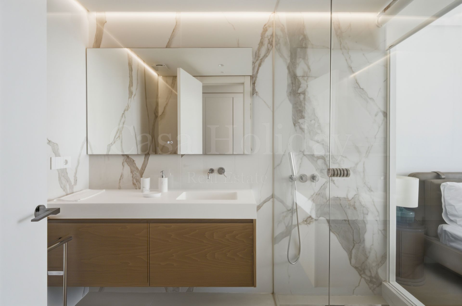 Apartment in La Mairena, Marbella