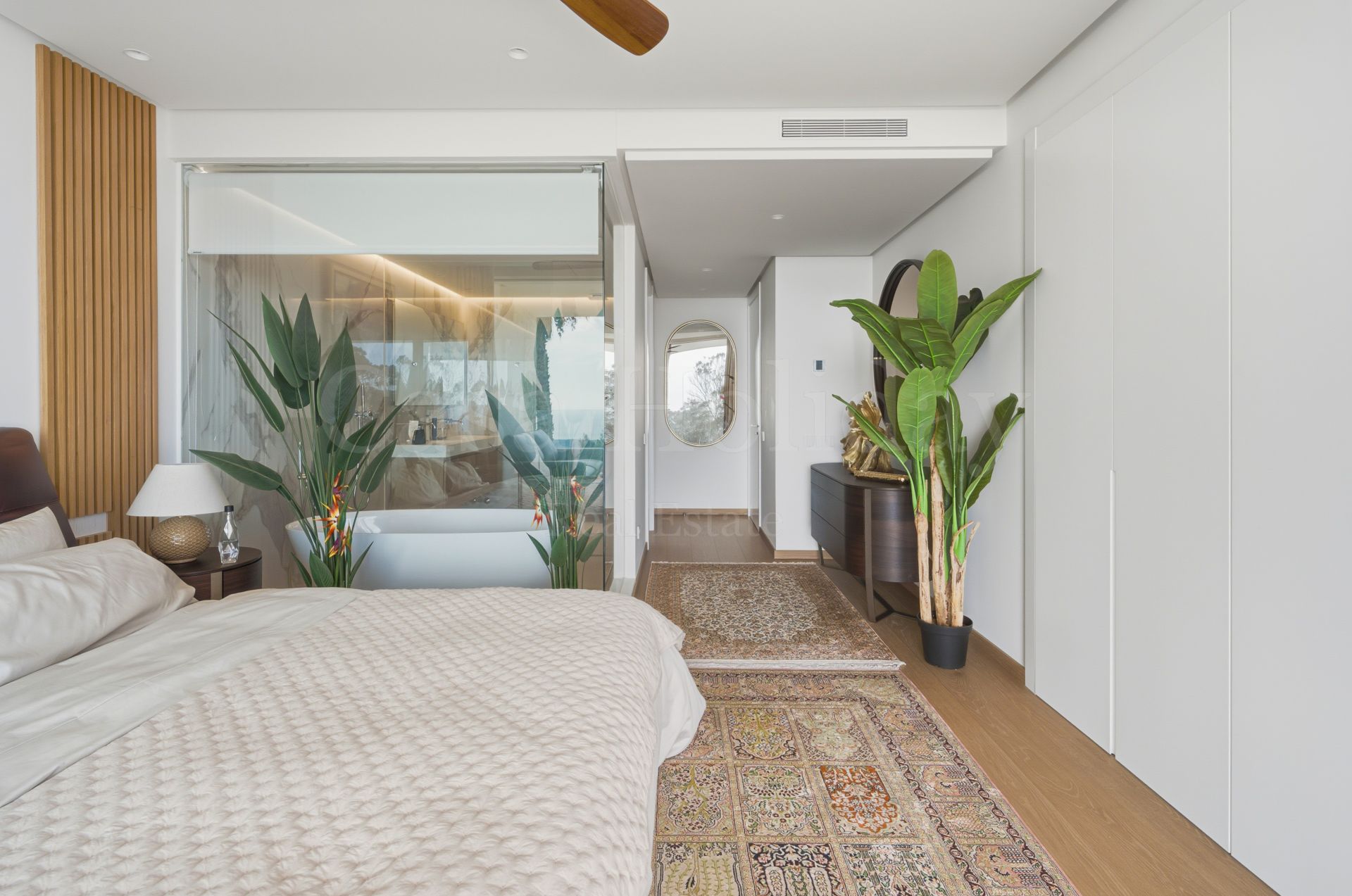Apartment in La Mairena, Marbella