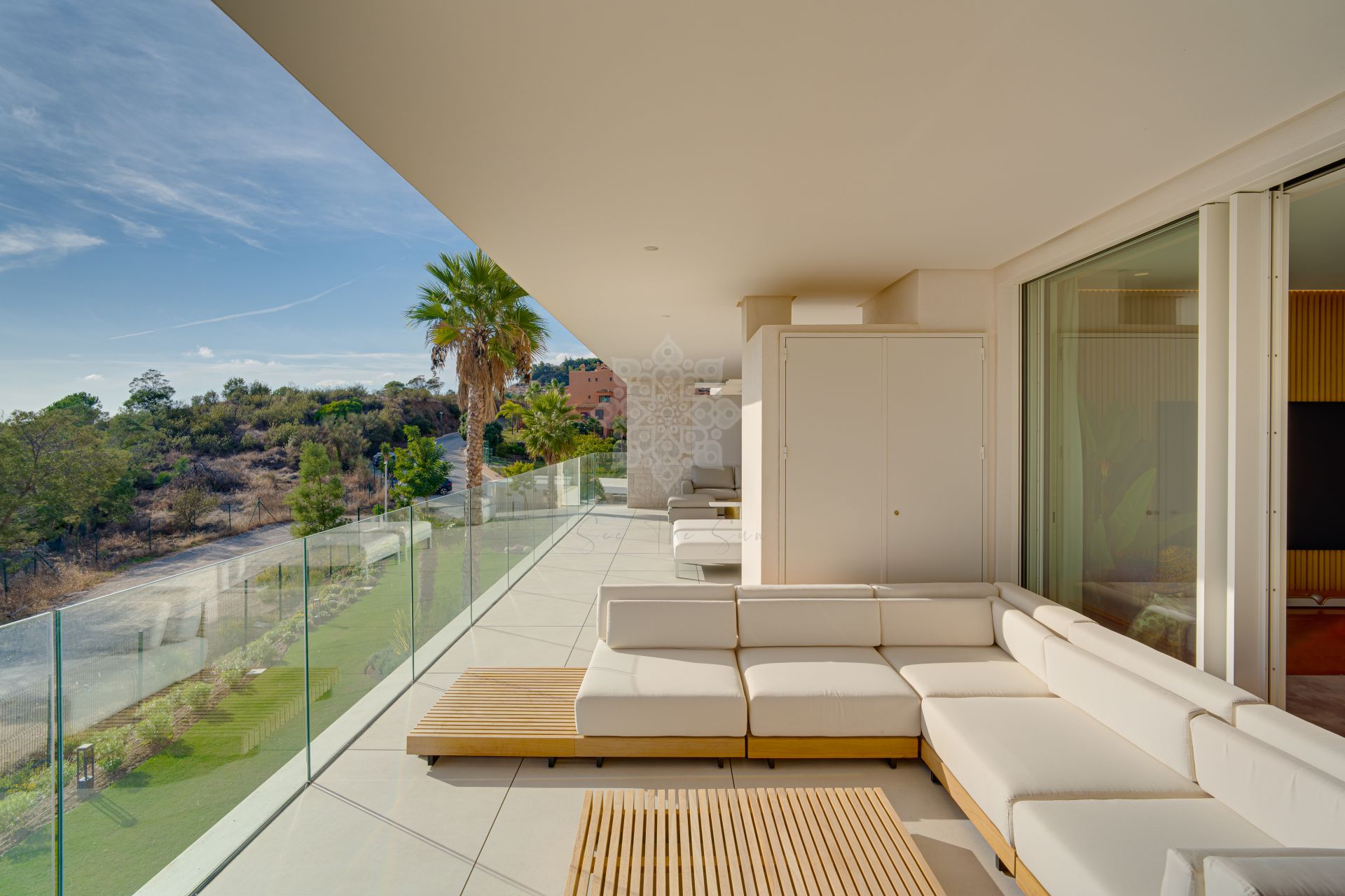 Apartment in La Mairena, Marbella