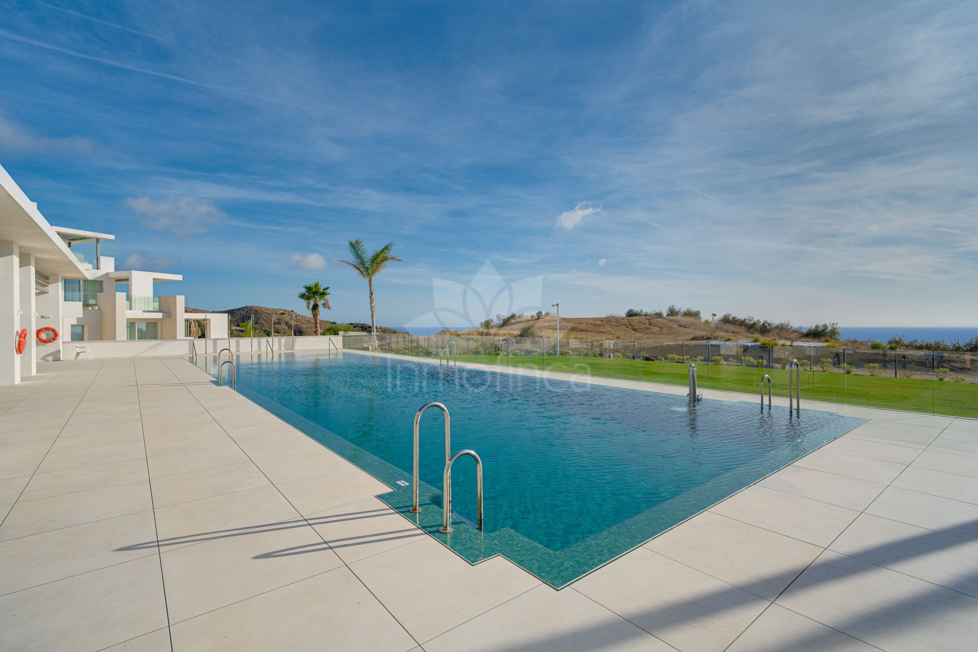 Apartment in La Mairena, Marbella