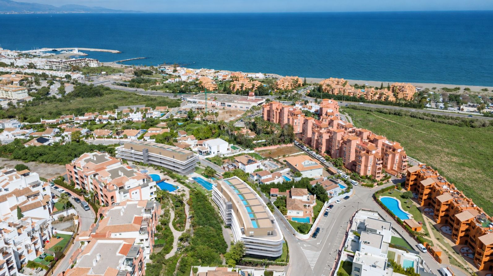 Ground Floor Apartment in Los Hidalgos, Manilva