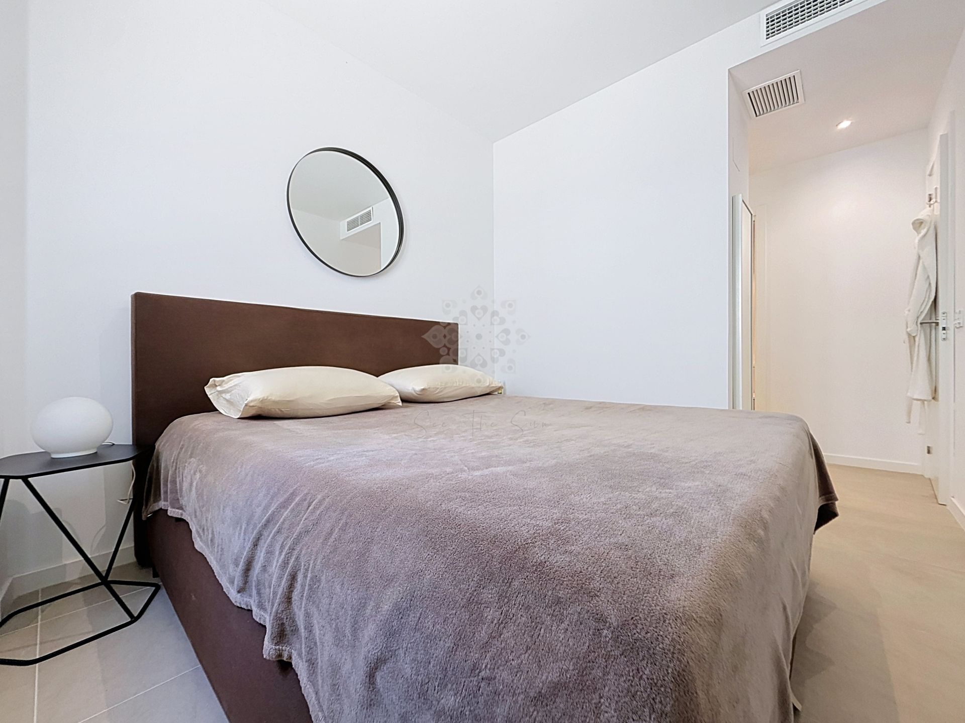 Apartment in Sunrise Height, Manilva