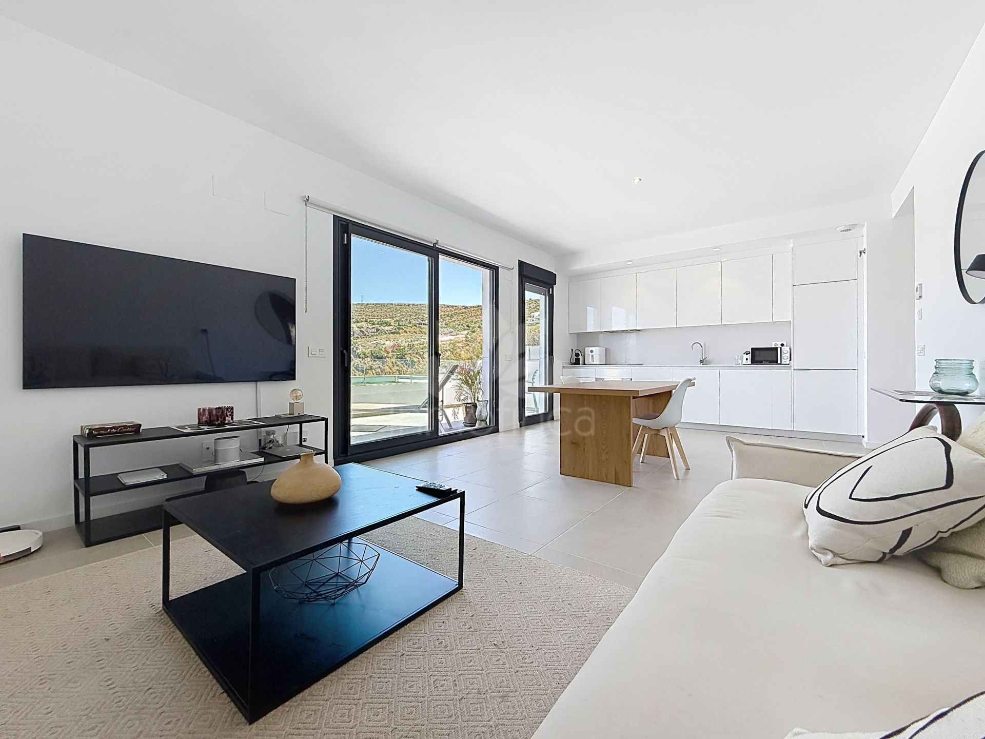 Apartment in Sunrise Height, Manilva