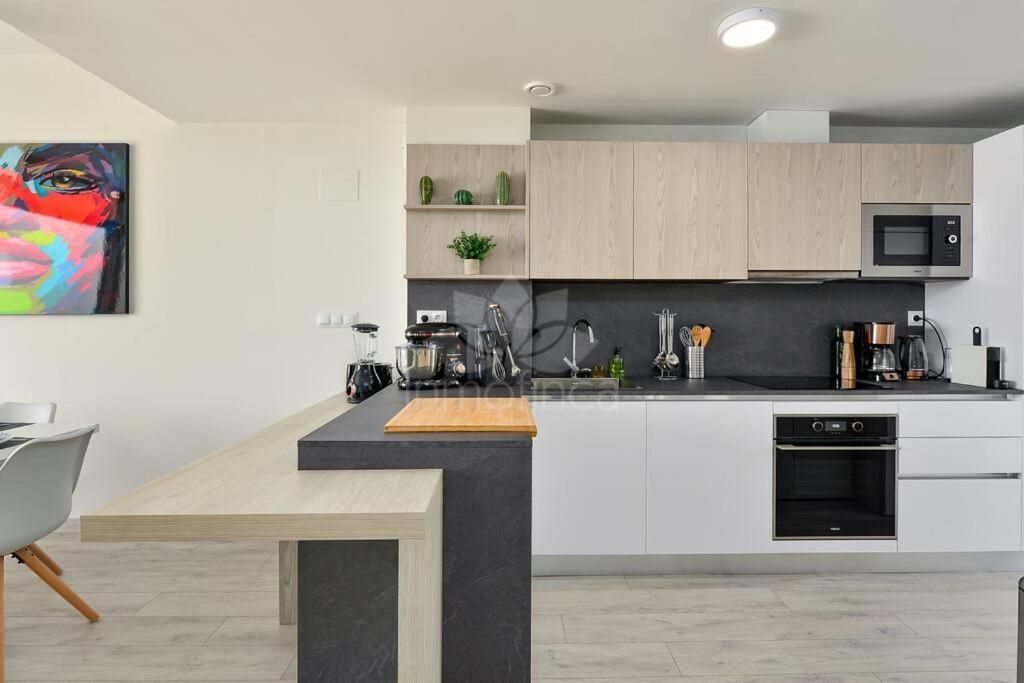 Town House in Bahia de las Rocas, Manilva