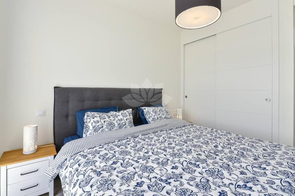 Town House in Bahia de las Rocas, Manilva