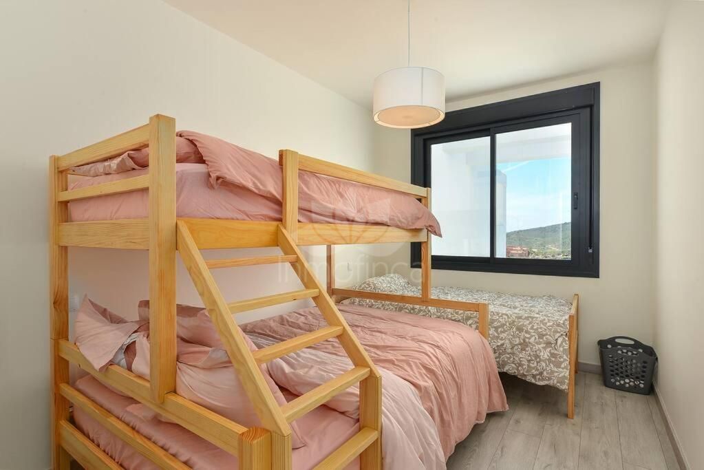 Town House in Bahia de las Rocas, Manilva