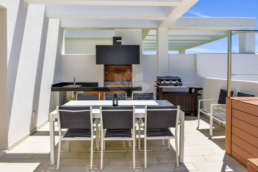 Town House in Bahia de las Rocas, Manilva