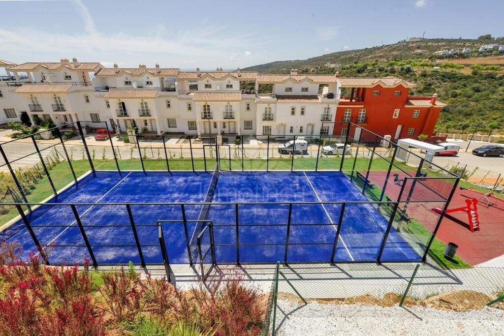 Town House in Bahia de las Rocas, Manilva