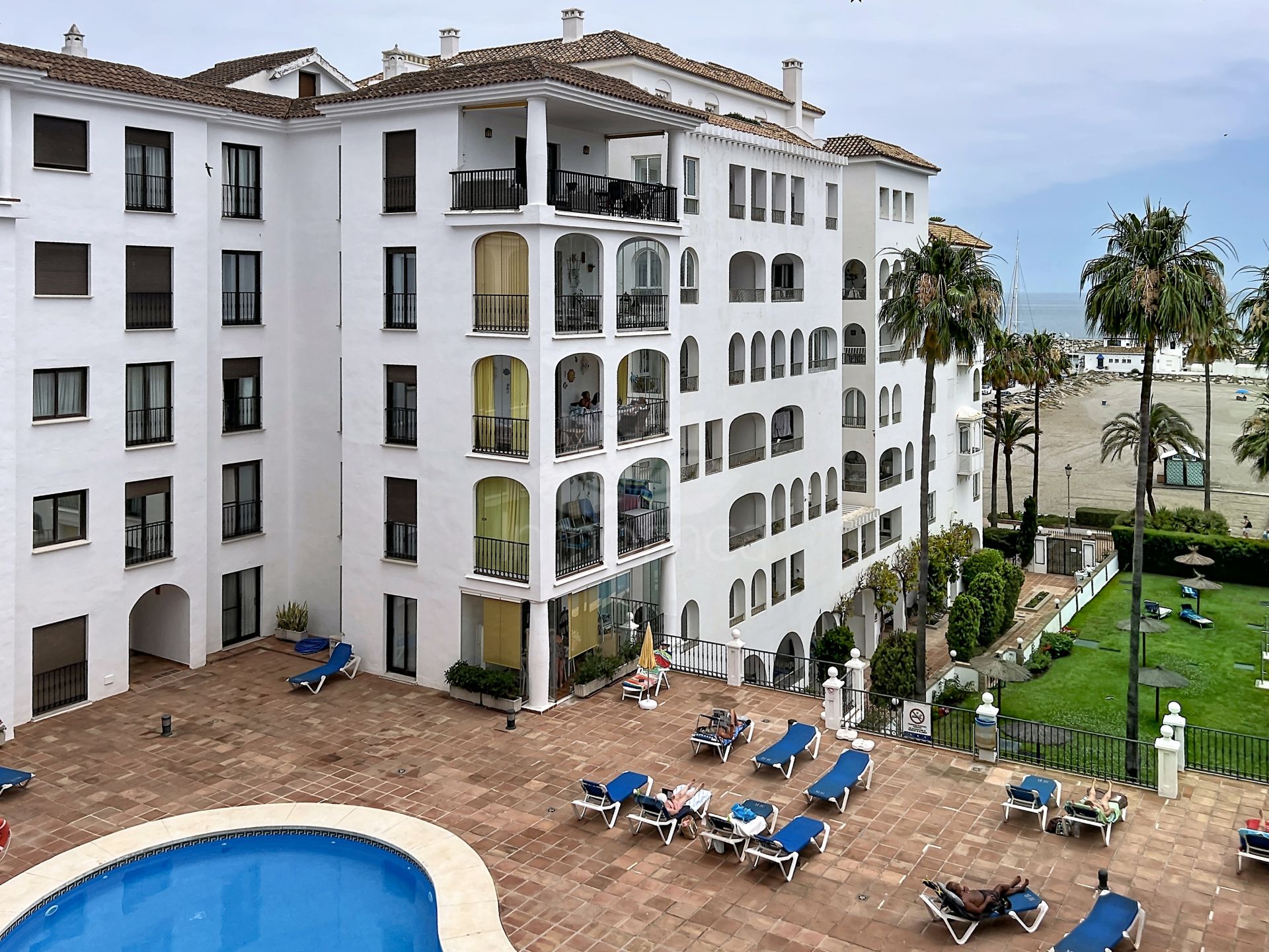 Apartment in Marina Real, Manilva