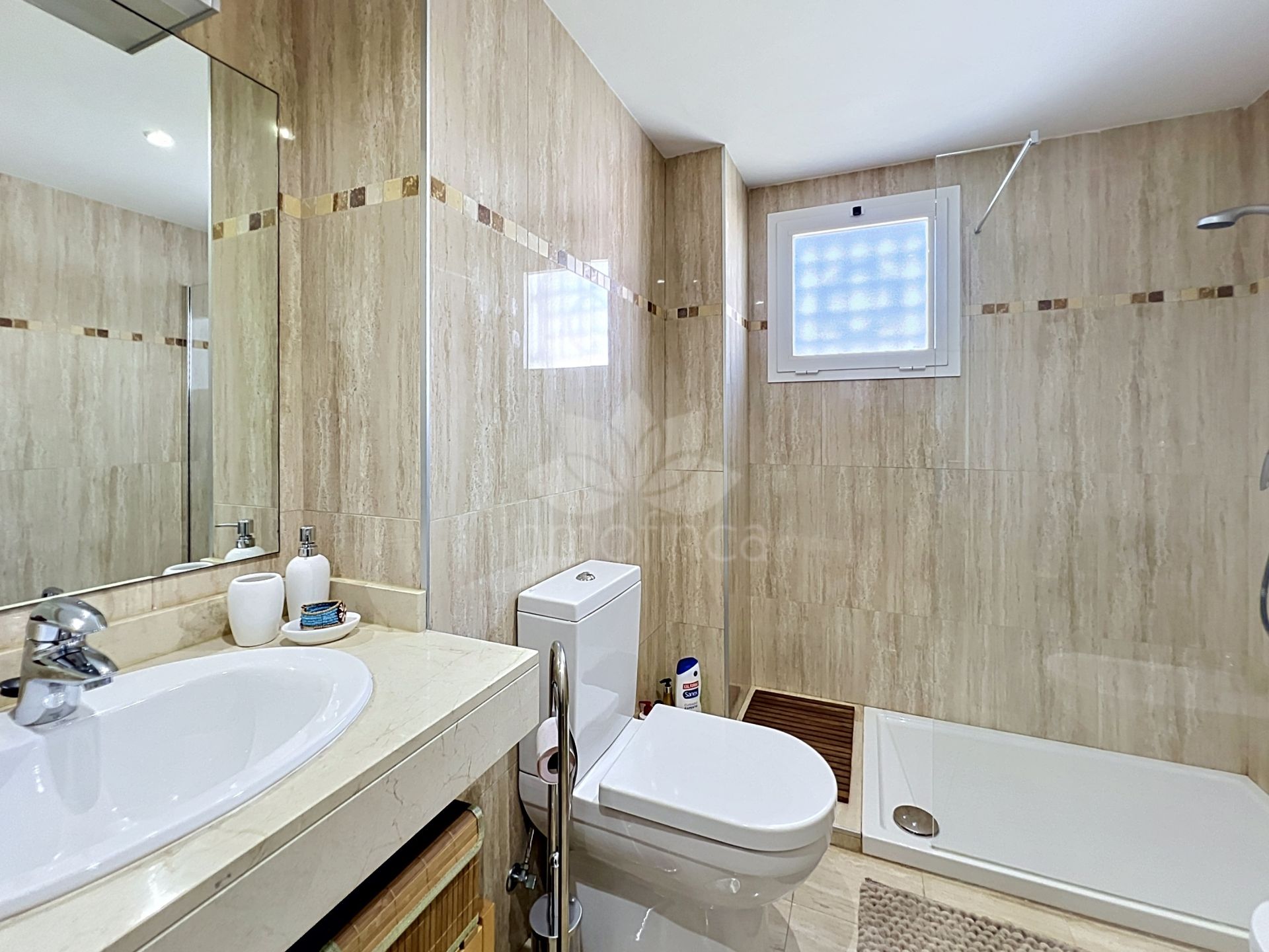 Ground Floor Apartment in Alcaidesa Golf, Alcaidesa