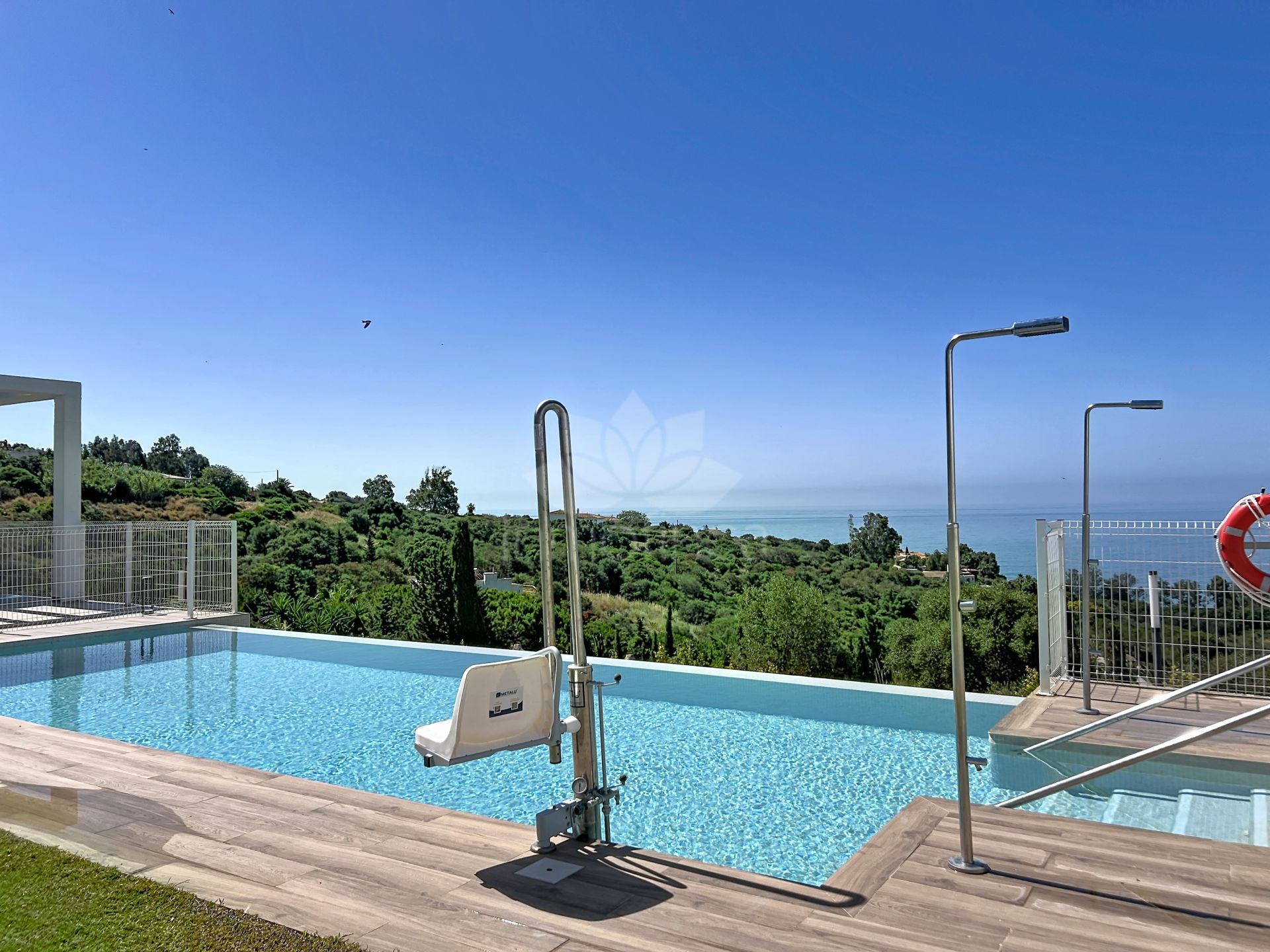 Town House in Bahia de las Rocas, Manilva