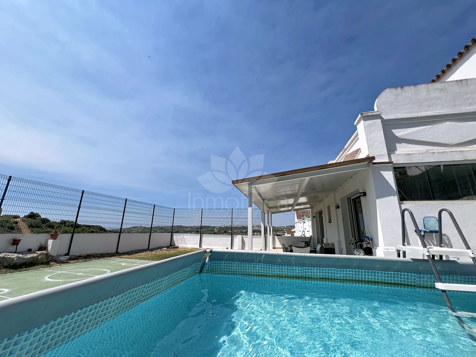 Chalet in Doña Julia, Casares