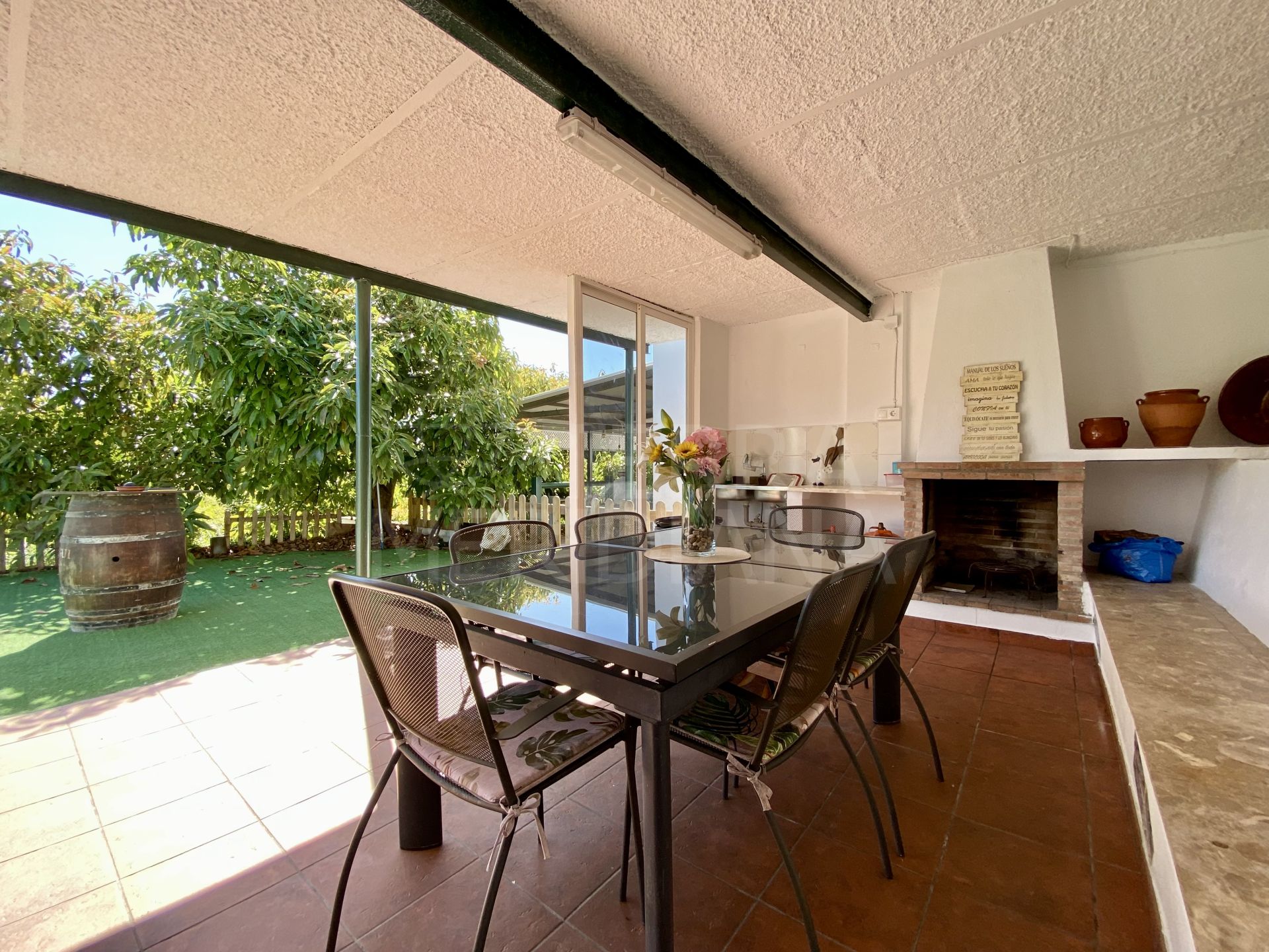 Country House in El Padron, Estepona