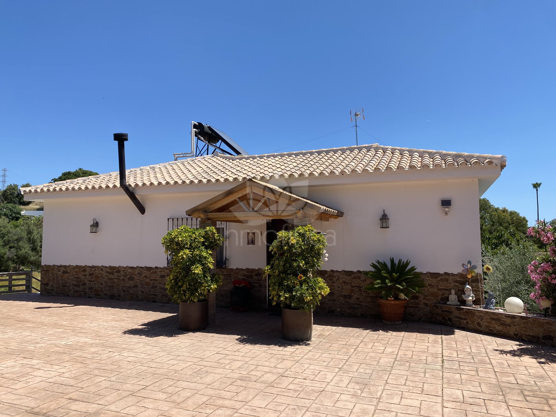Country House in El Padron, Estepona