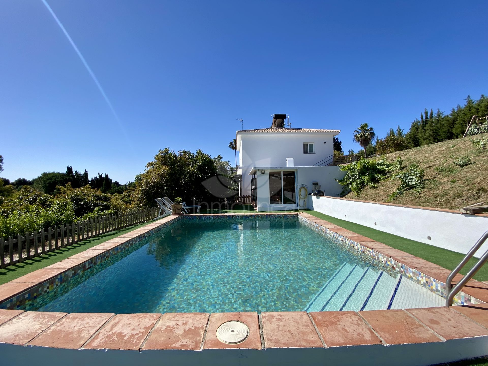 Country House in El Padron, Estepona