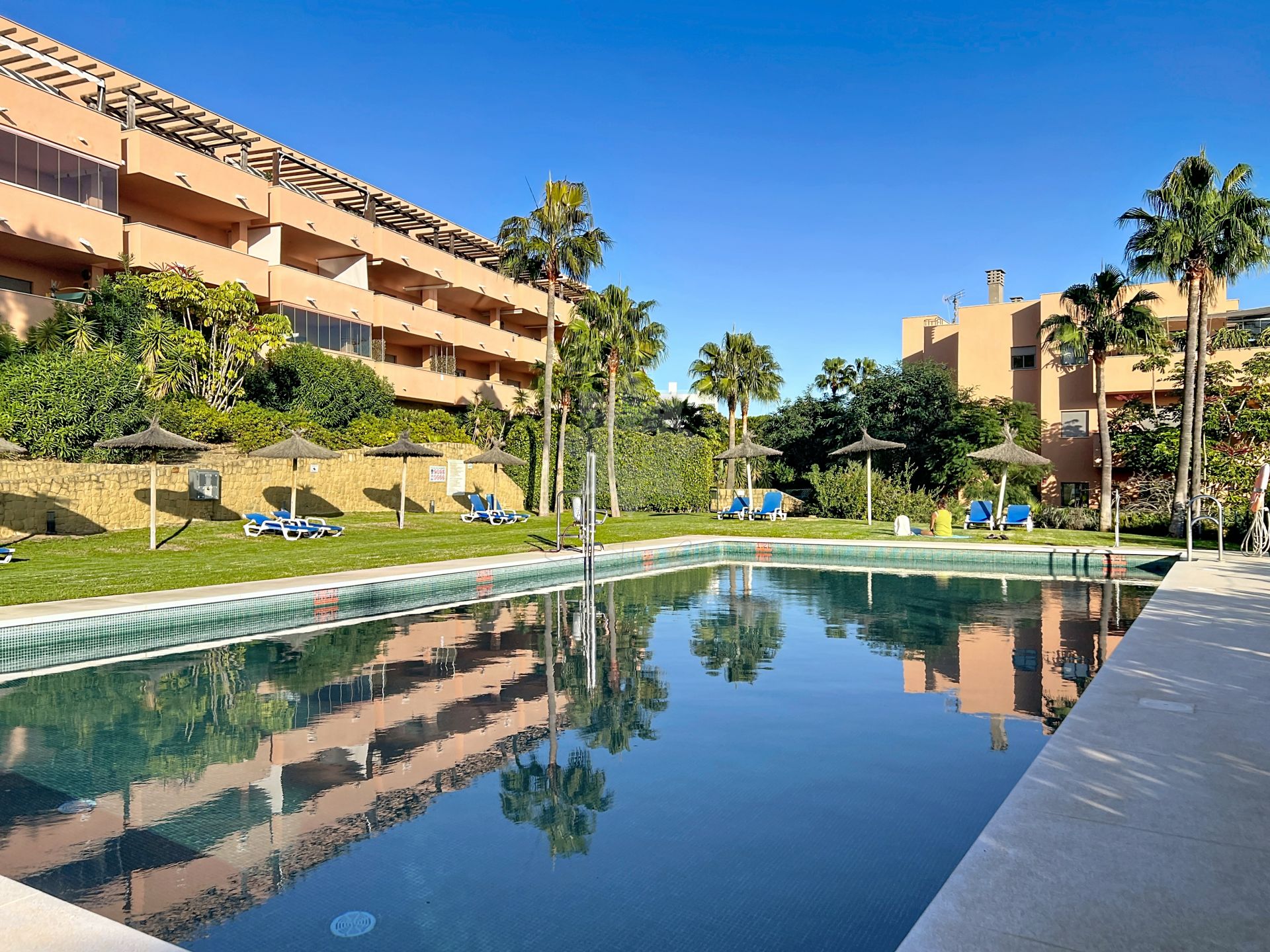 Penthouse w Bahia de las Rocas, Manilva