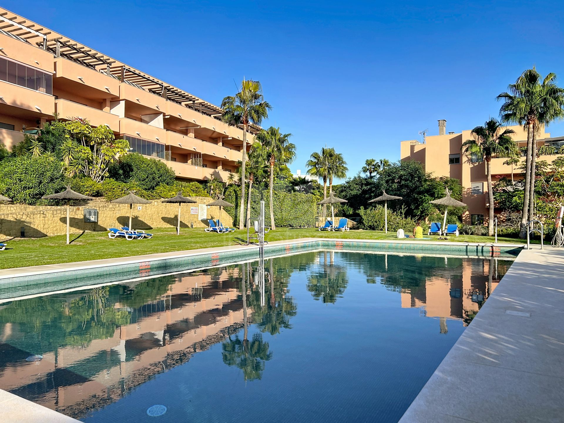 Penthouse in Bahia de las Rocas, Manilva
