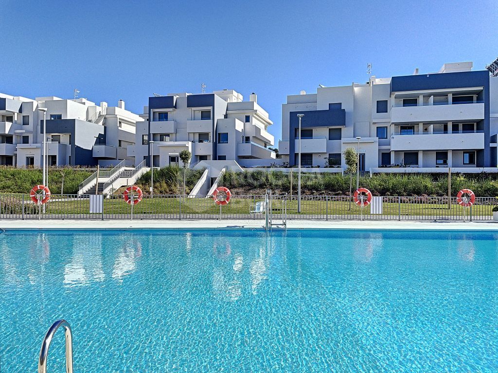 A gated residential complex of only 66 apartments of two or three bedrooms, less than 1 km away from the beach.