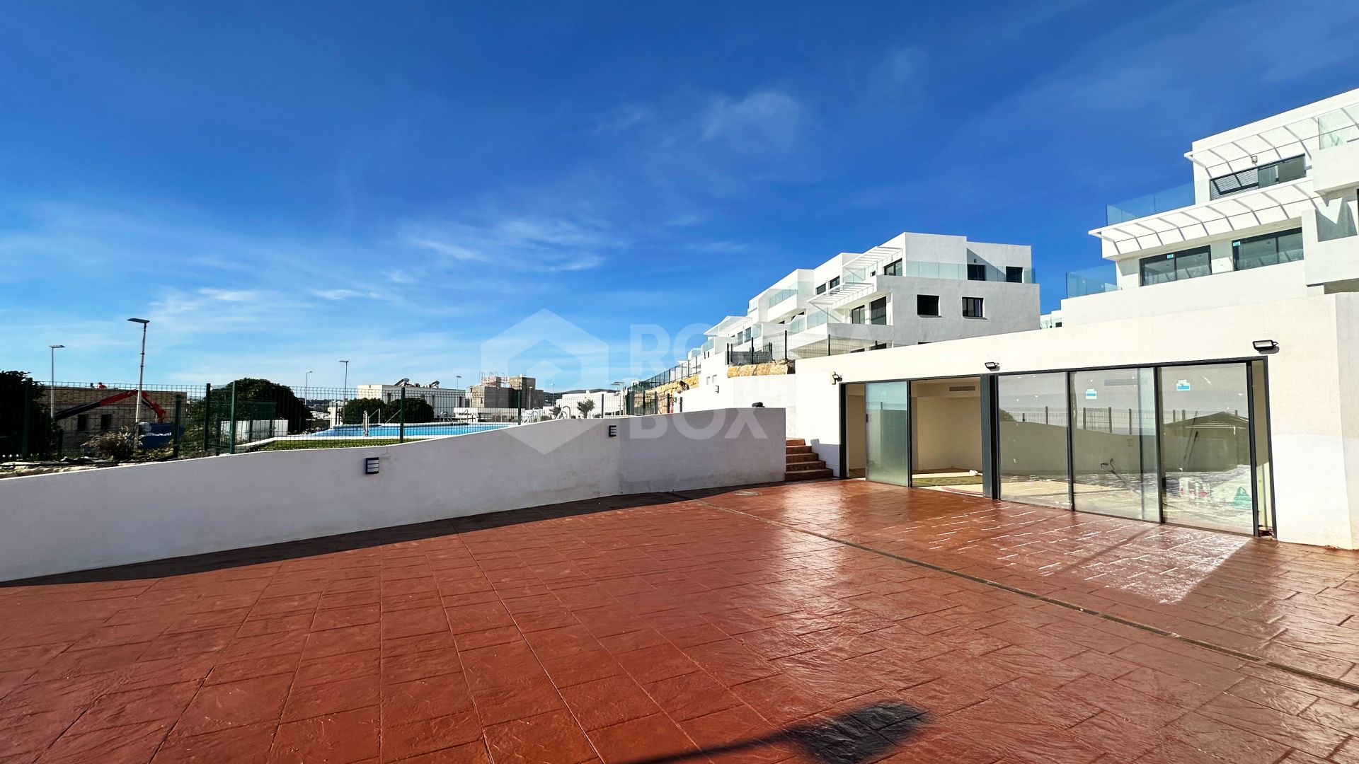 Azata Delmare - Casares Costa - Apartments with spectacular sea views. Strategically located 250m from the beach, Azata Delmare is a complex of 74 apartments of 2 and 3 bedrooms.