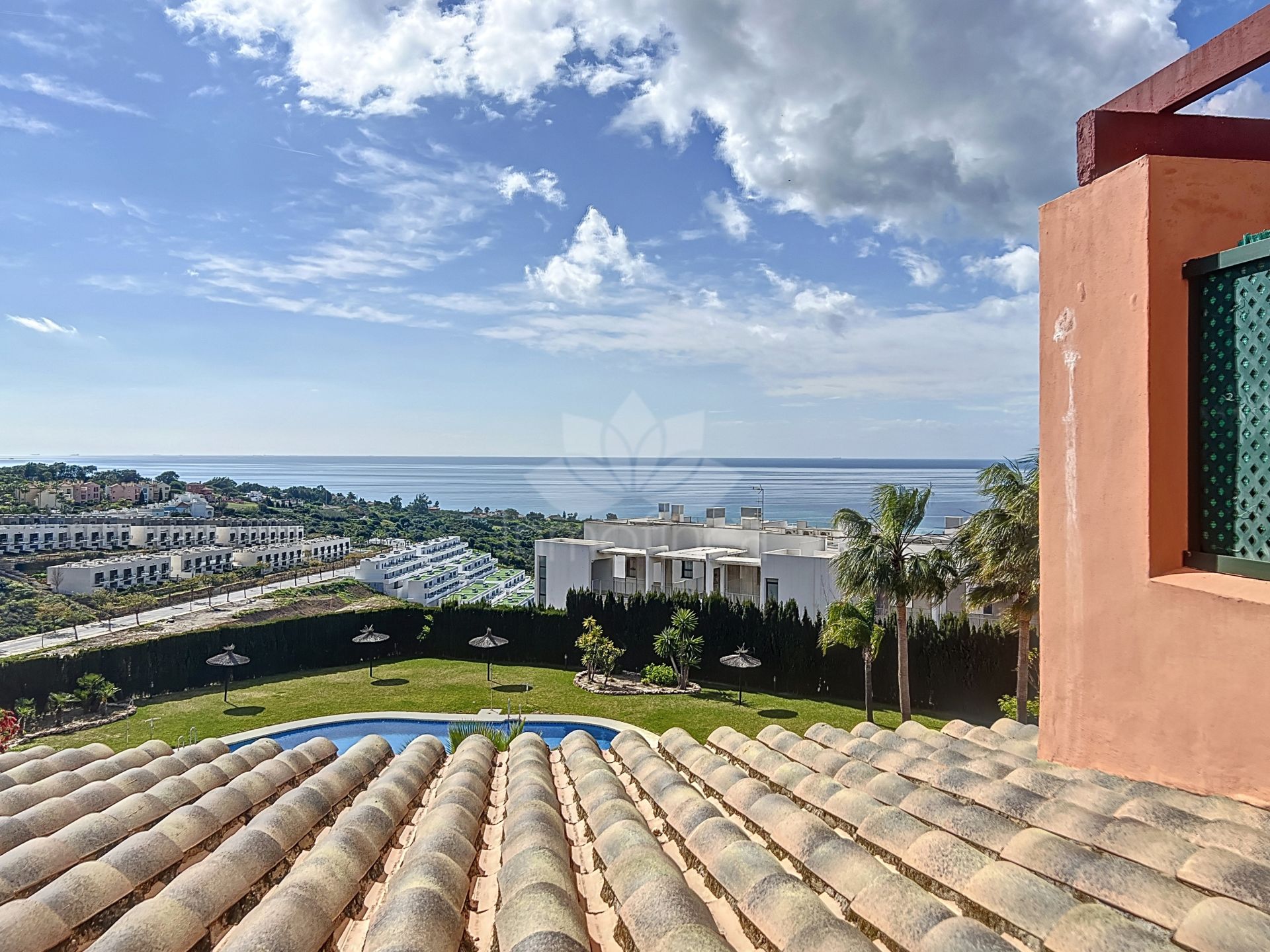 Penthouse in Bahia de las Rocas, Manilva