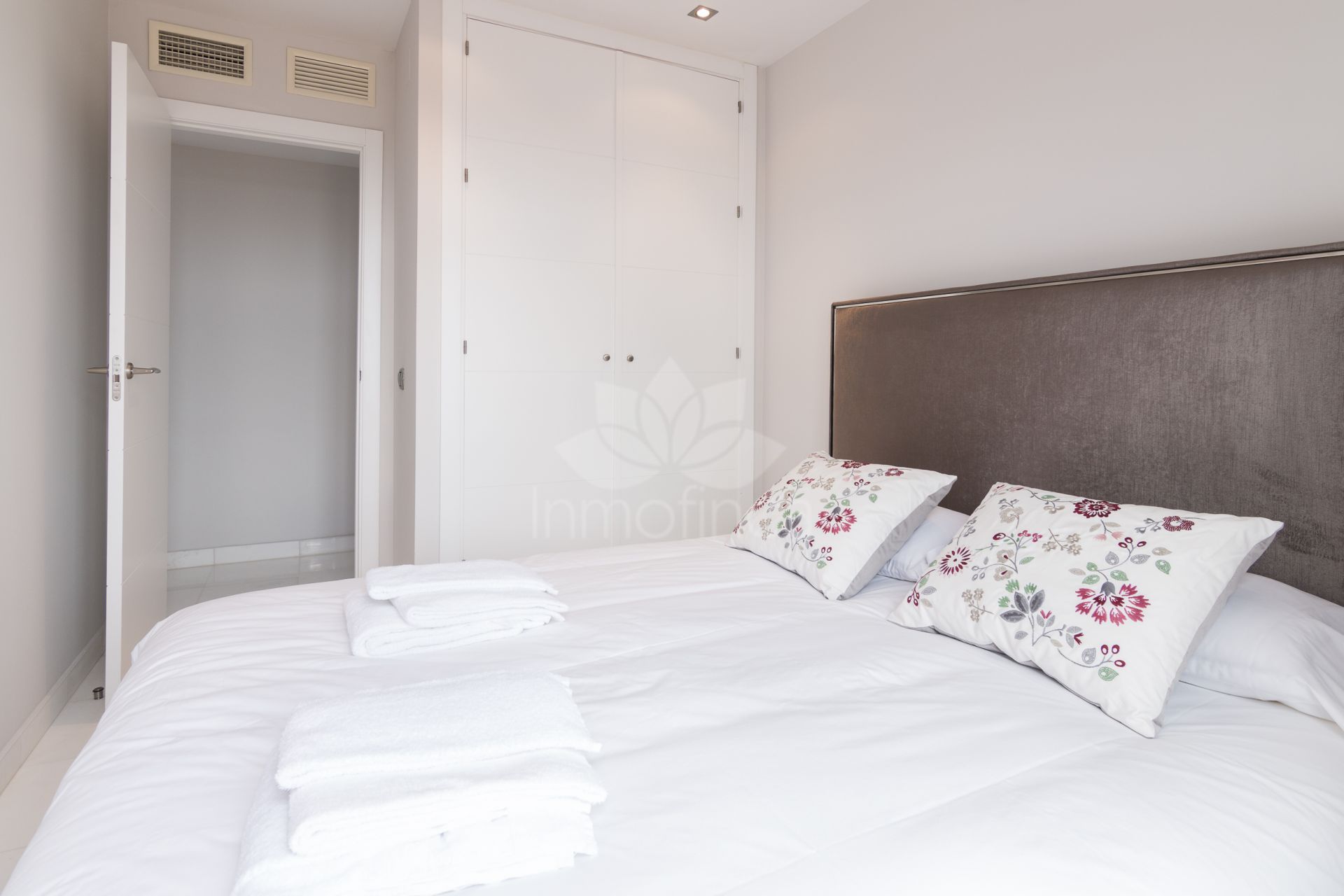 Penthouse in Augusta Sea and Golf, Casares
