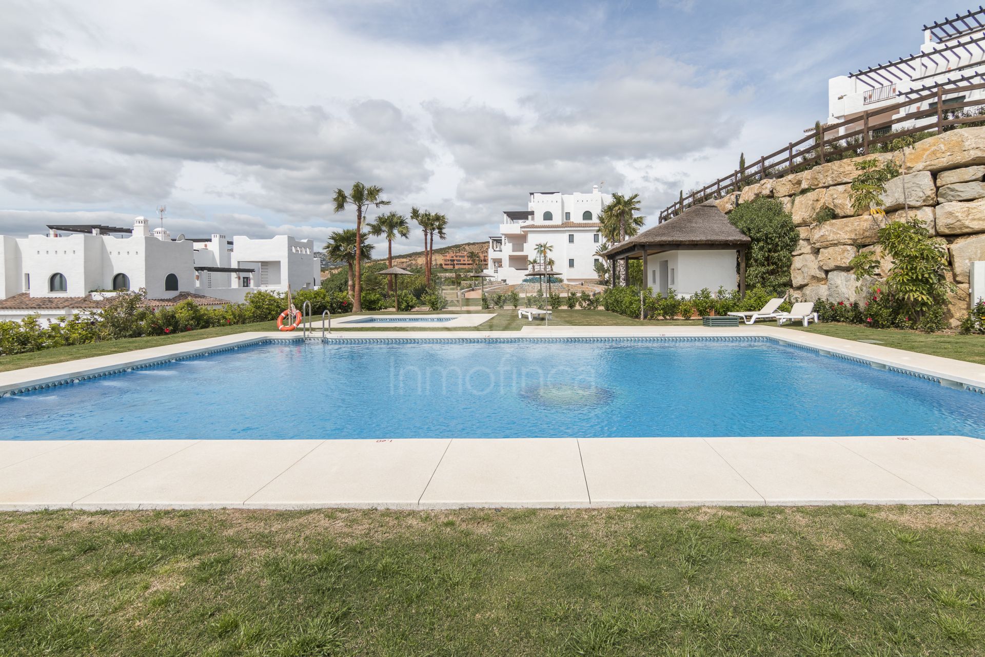 Penthouse in Augusta Sea and Golf, Casares