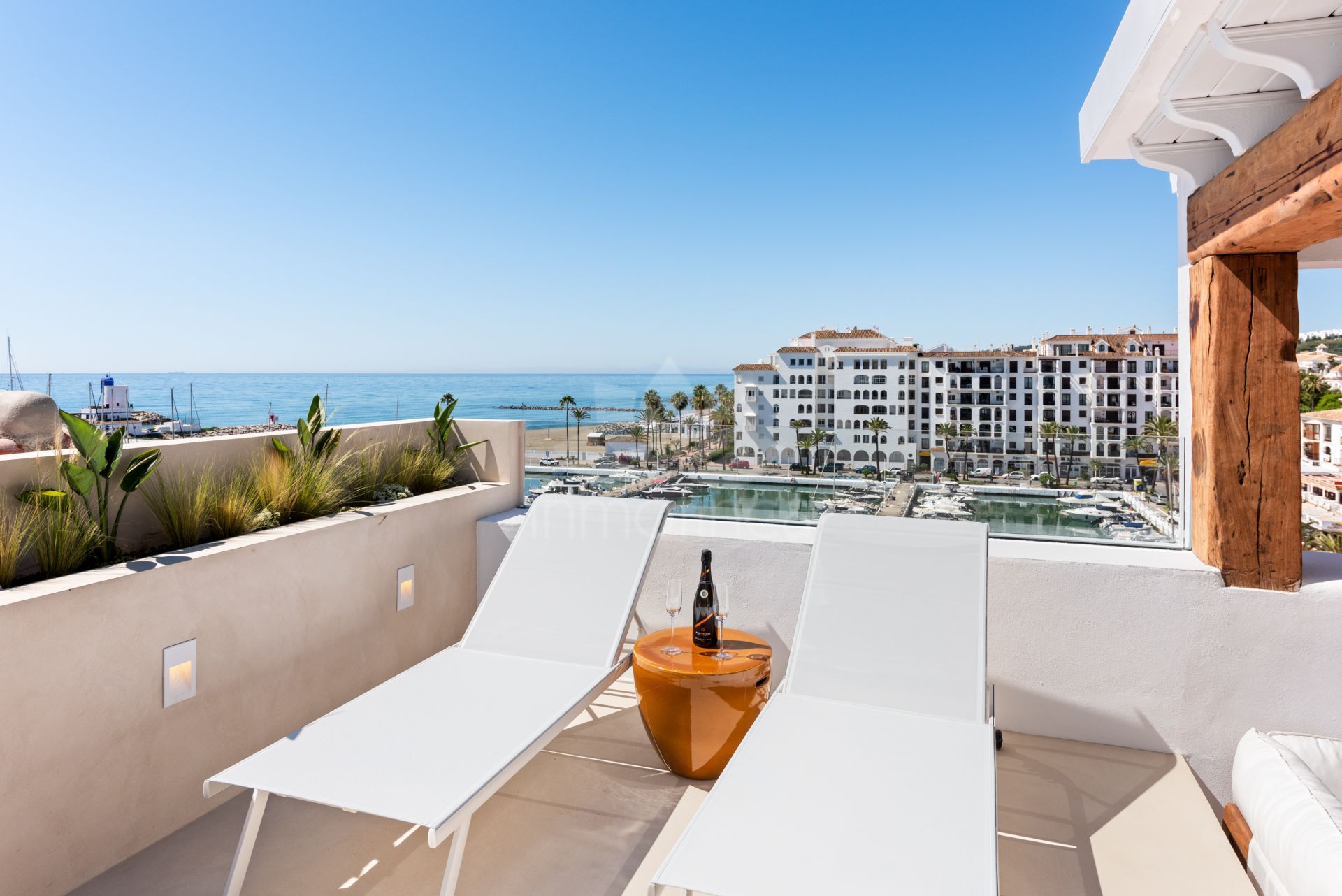 Atico Duplex en Puerto La Duquesa, Manilva
