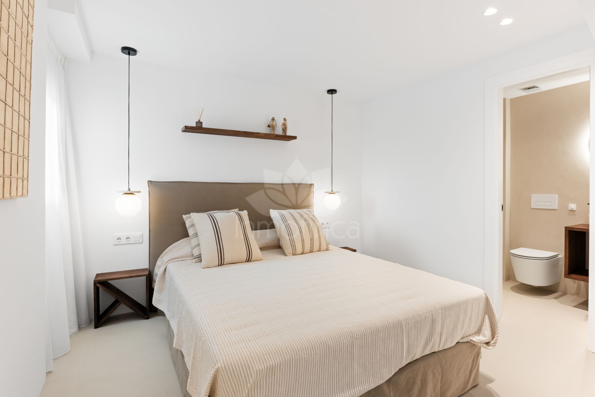 Atico Duplex en Puerto La Duquesa, Manilva