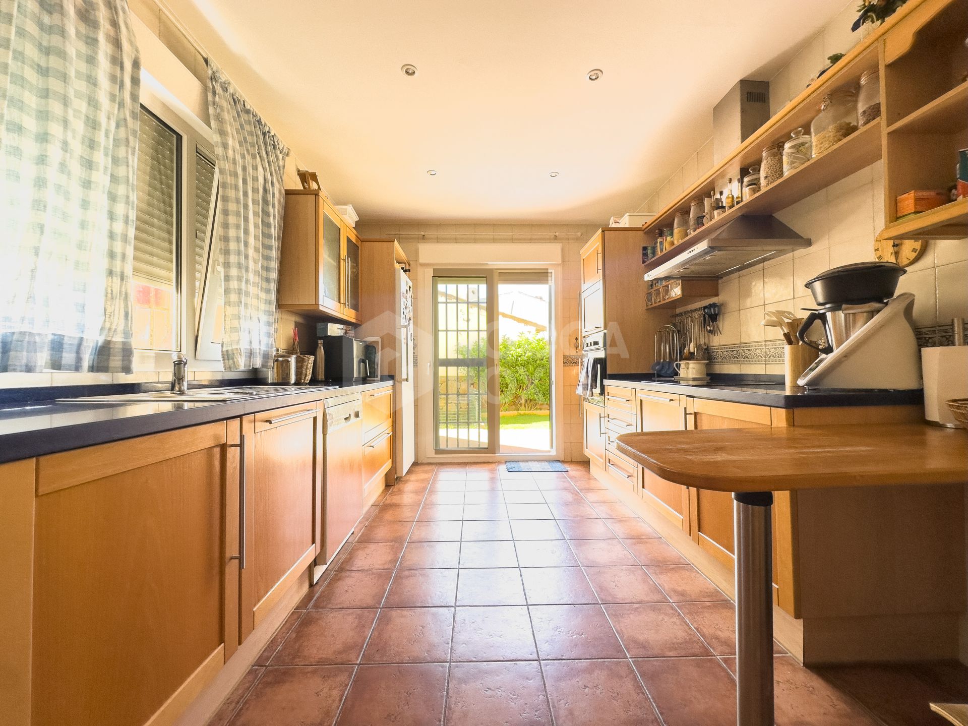 Andalucian Villa in Duquesa with panoramic golf views!