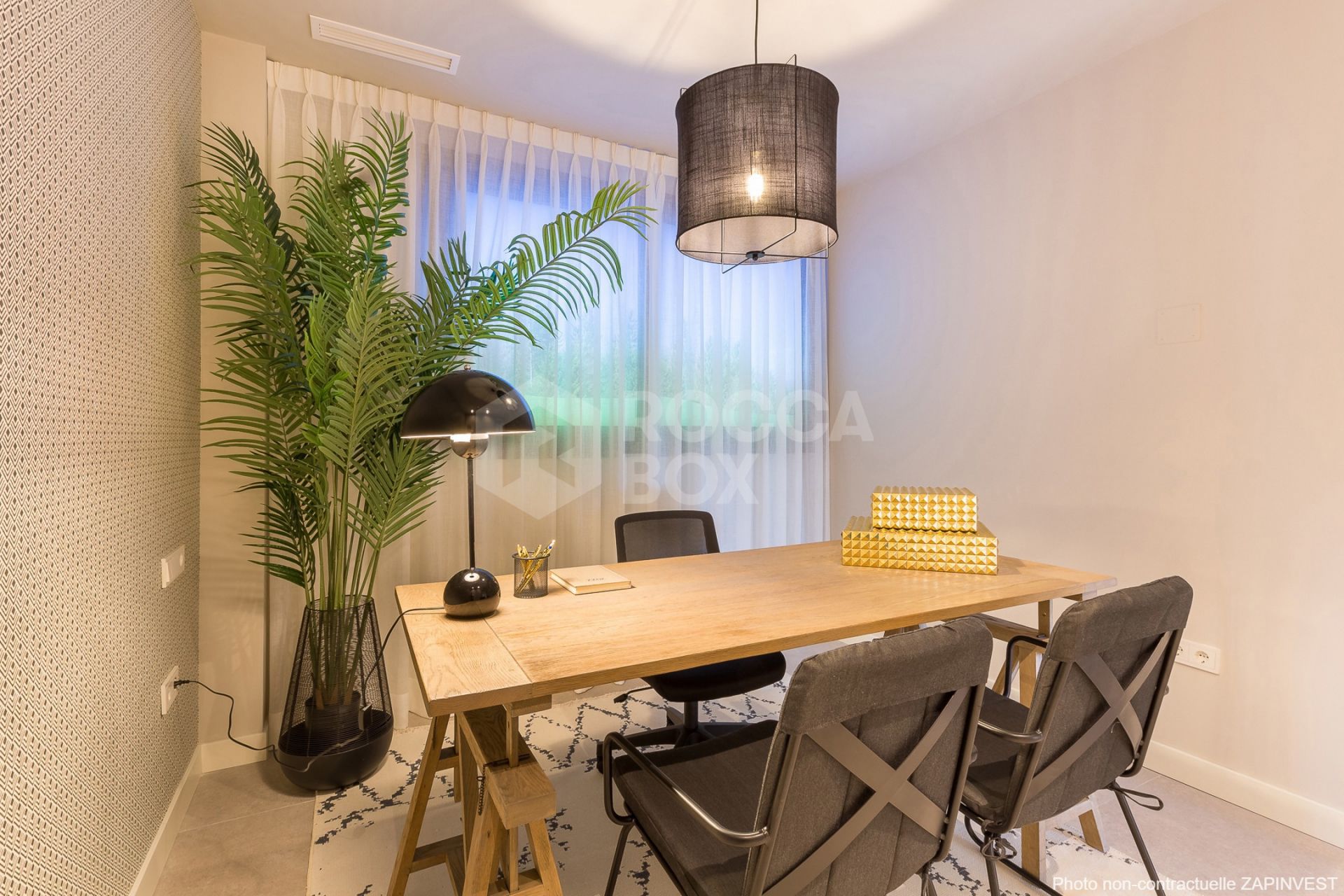 Stunning Penthouse with Panoramic Views in Estepona West