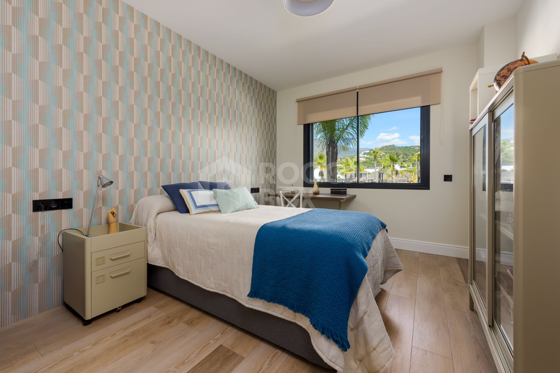 Luxury apartment in Mirador Estepona Hills Phase I, Costa del Sol.