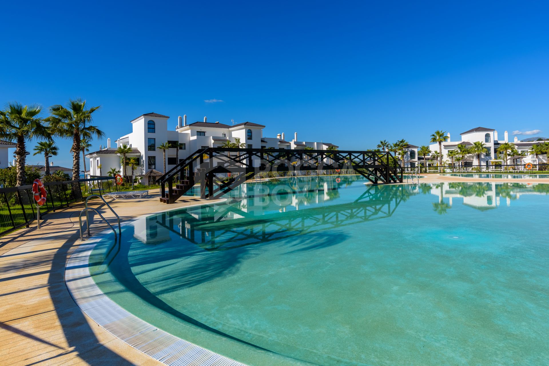 Luxury apartment in Mirador Estepona Hills Phase I, Costa del Sol.