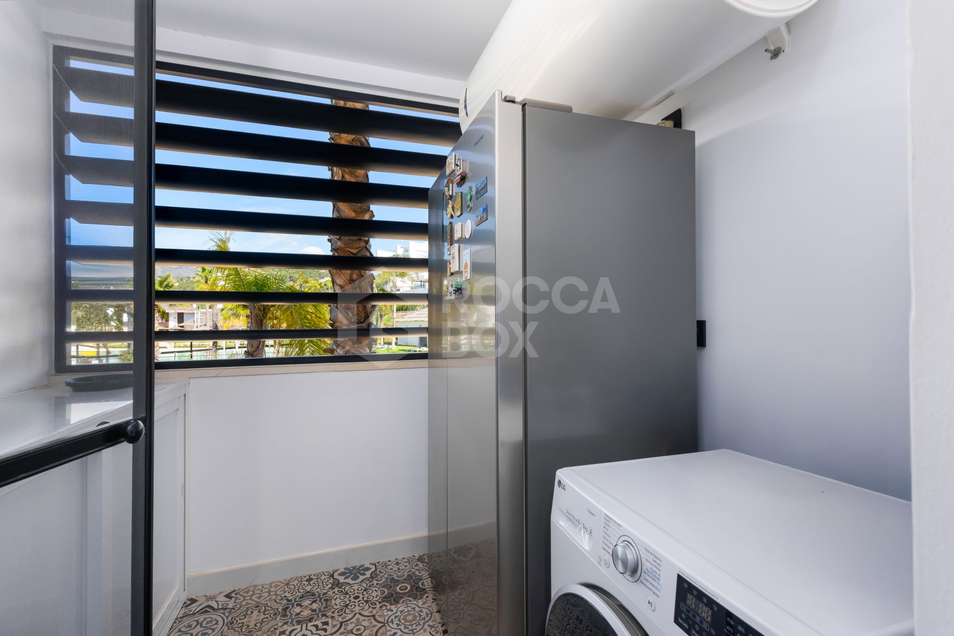 Luxury apartment in Mirador Estepona Hills Phase I, Costa del Sol.