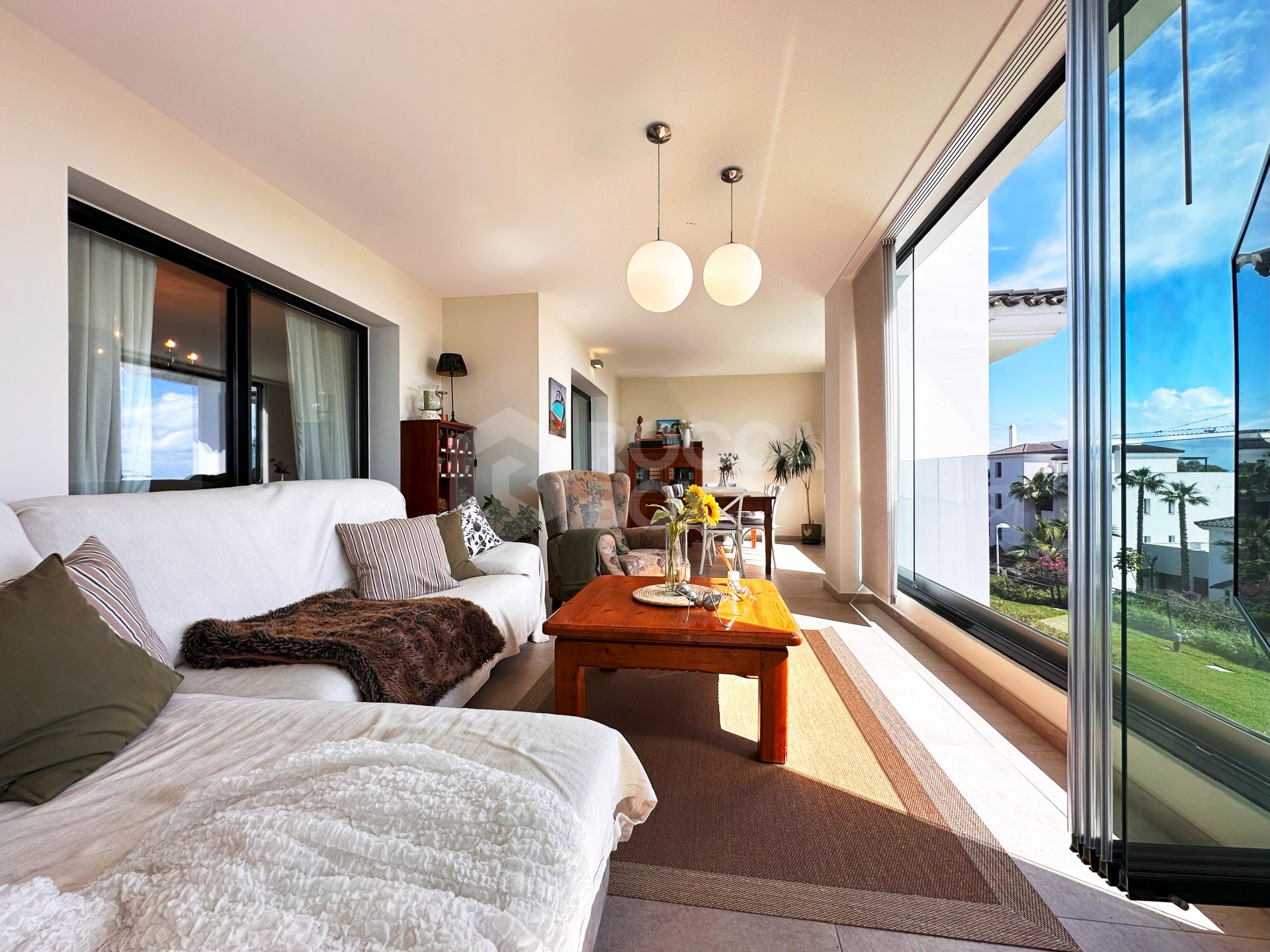 Luxury apartment in Mirador Estepona Hills Phase I, Costa del Sol.