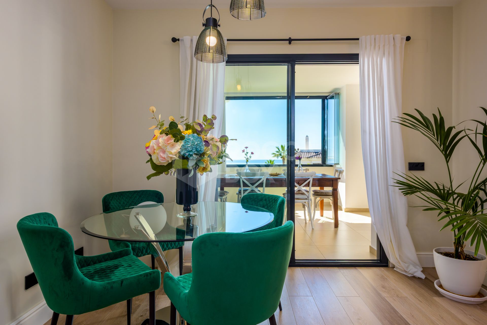Luxury apartment in Mirador Estepona Hills Phase I, Costa del Sol.