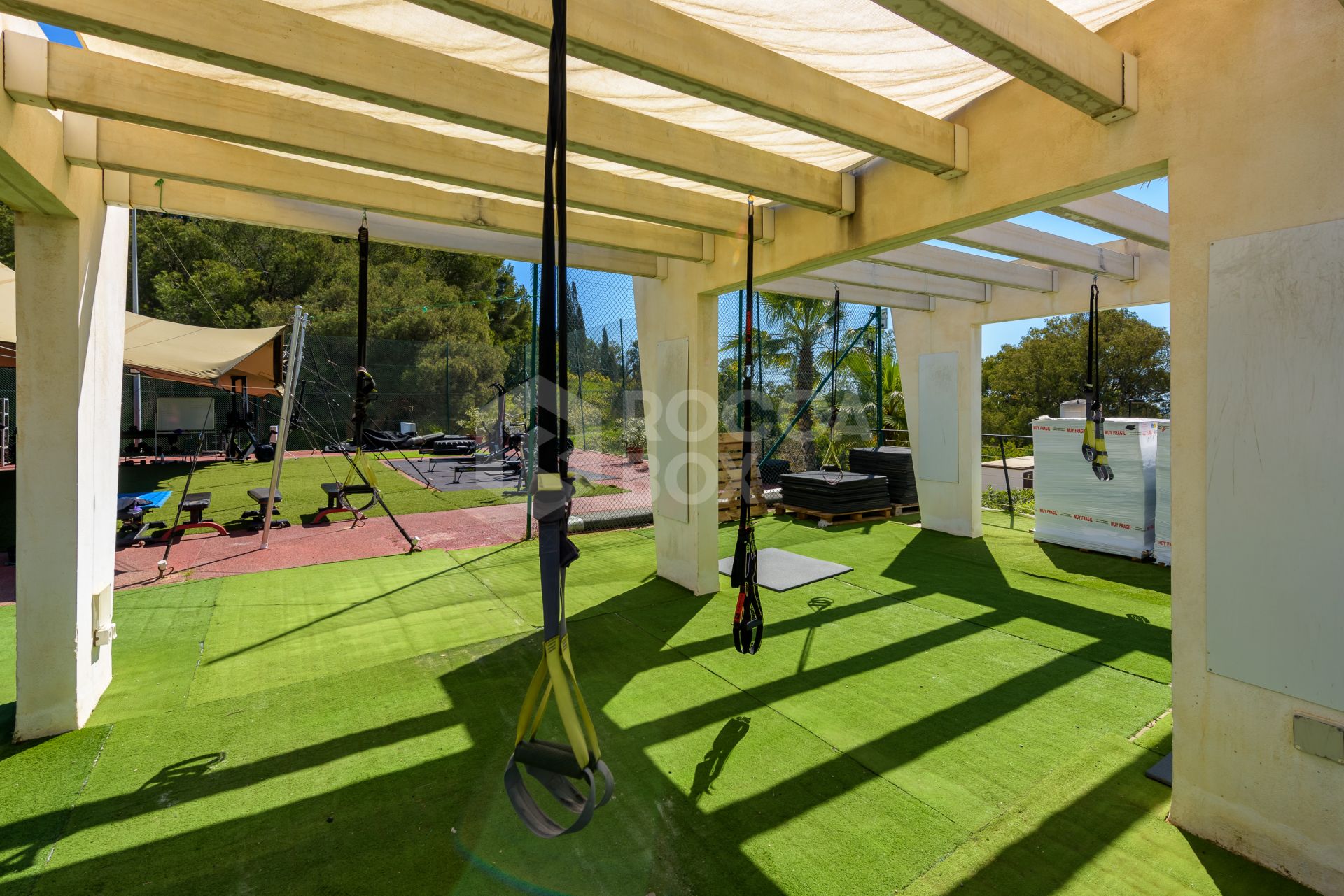 Luxury apartment in Mirador Estepona Hills Phase I, Costa del Sol.