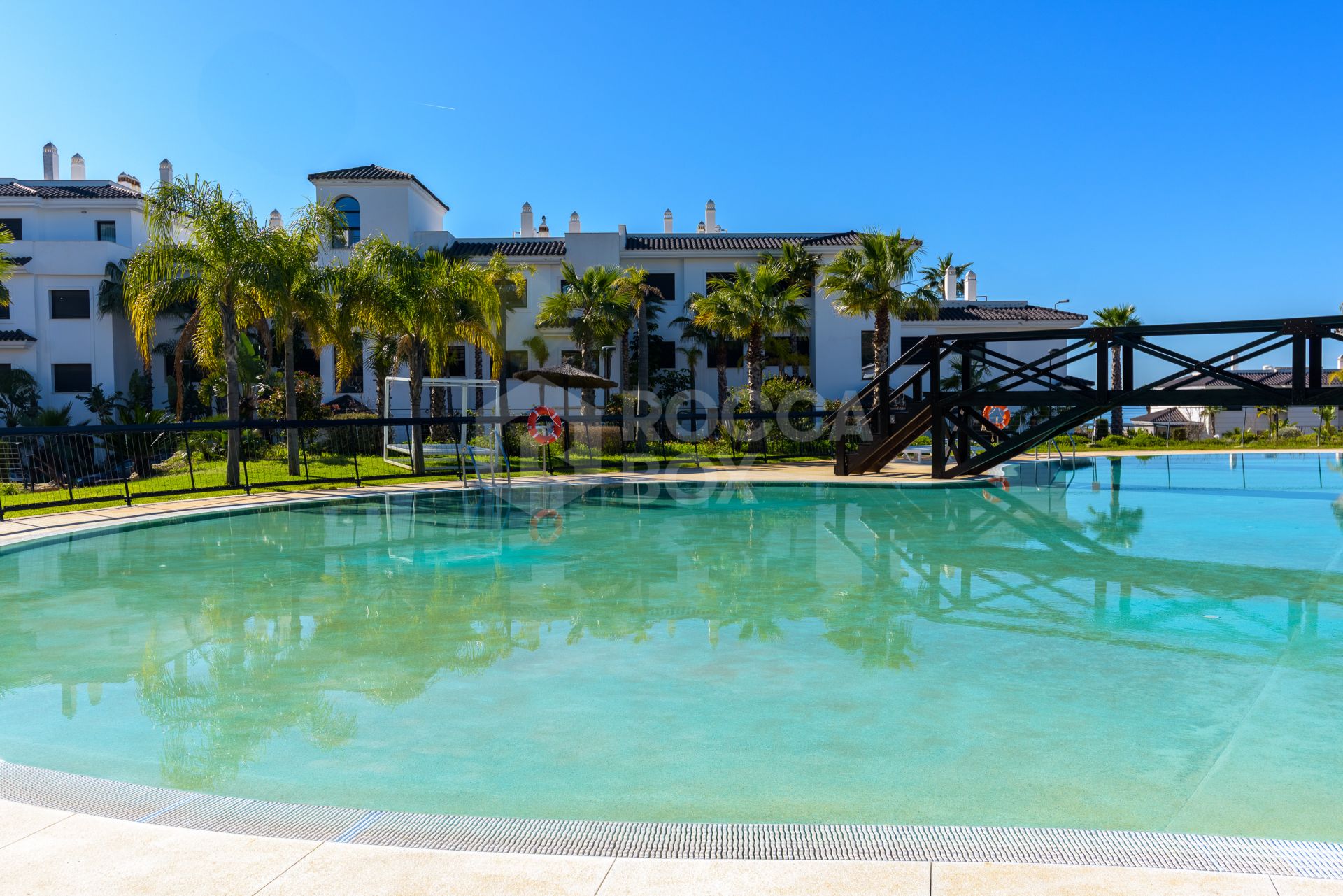 Luxury apartment in Mirador Estepona Hills Phase I, Costa del Sol.