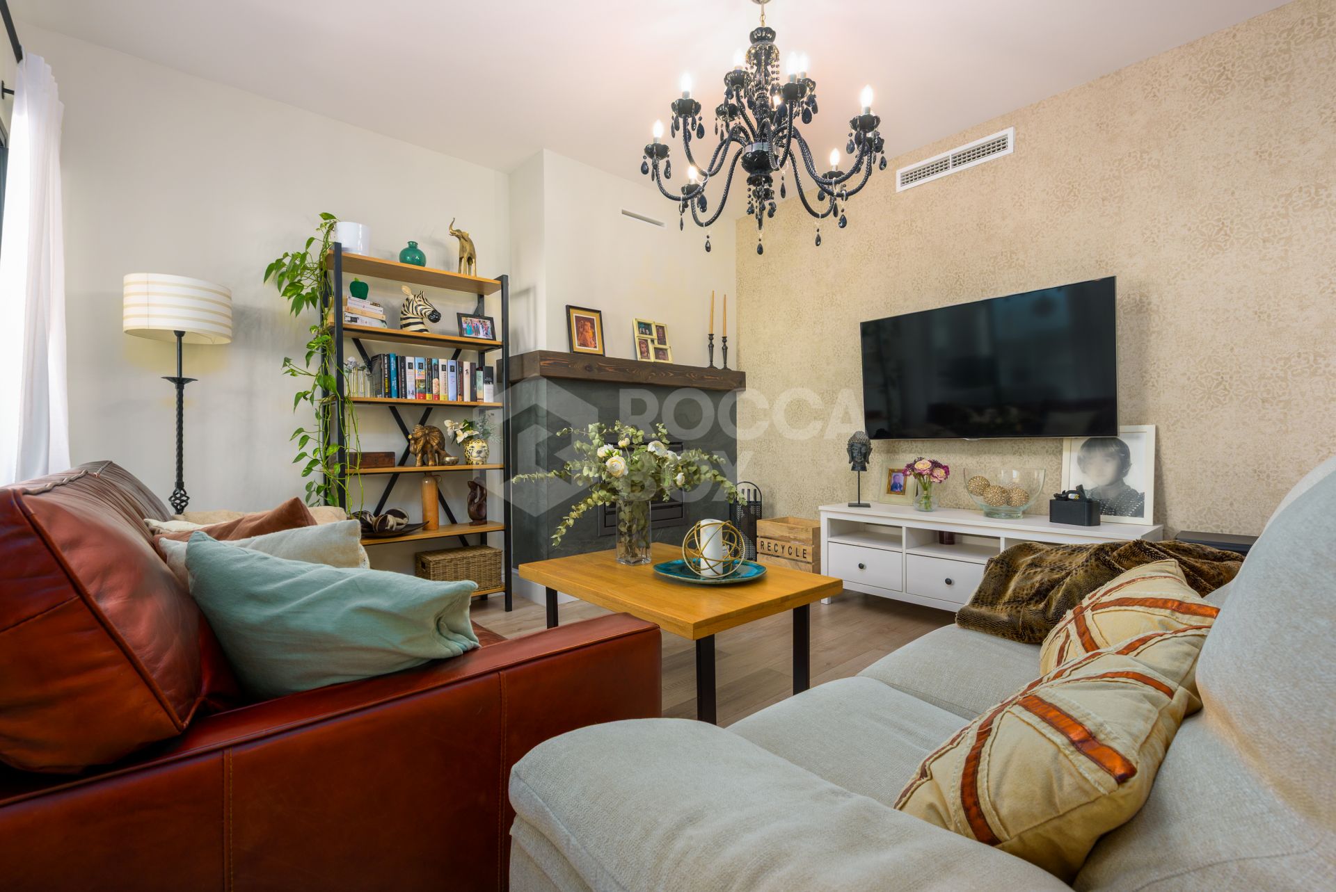 Luxury apartment in Mirador Estepona Hills Phase I, Costa del Sol.