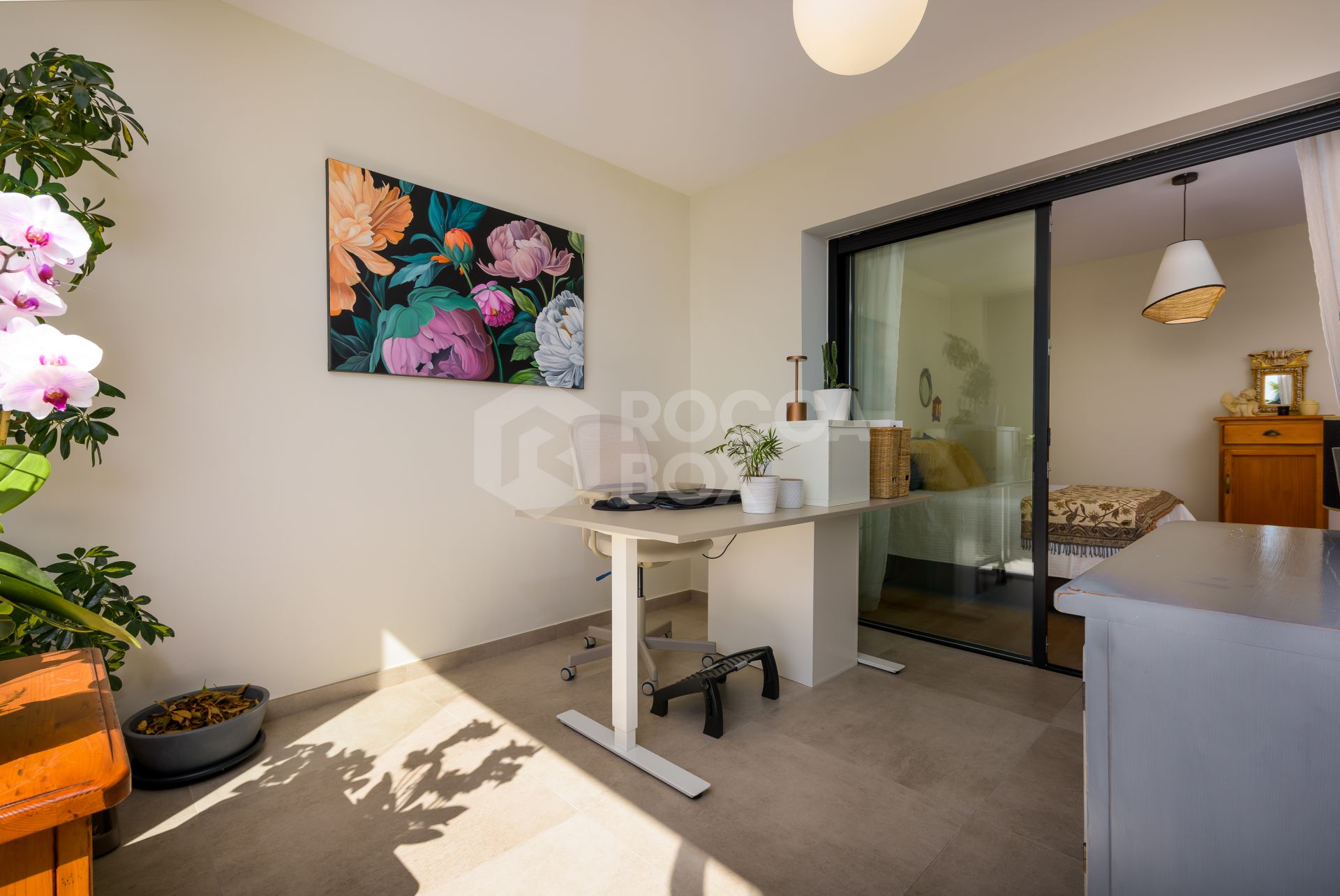Luxury apartment in Mirador Estepona Hills Phase I, Costa del Sol.