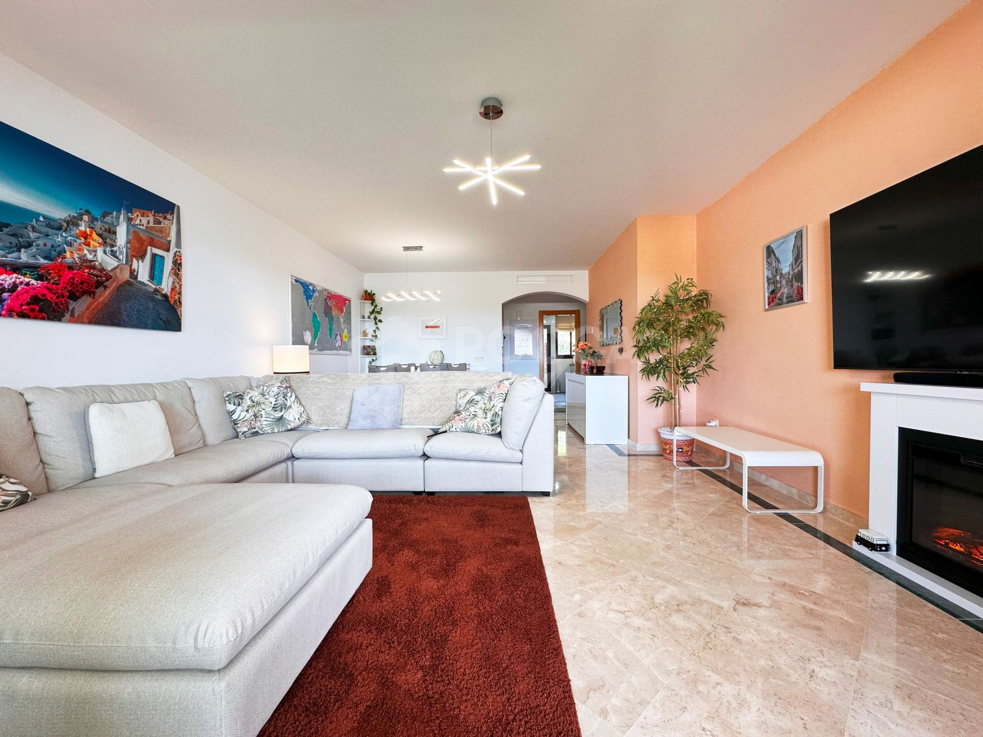 Amazing spacious with amazing views APARTMENT in Casares Golf.