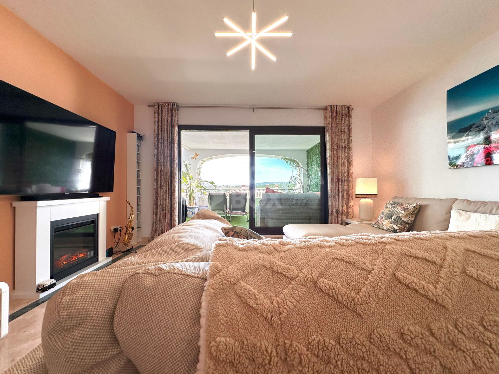 Amazing spacious with amazing views APARTMENT in Casares Golf.
