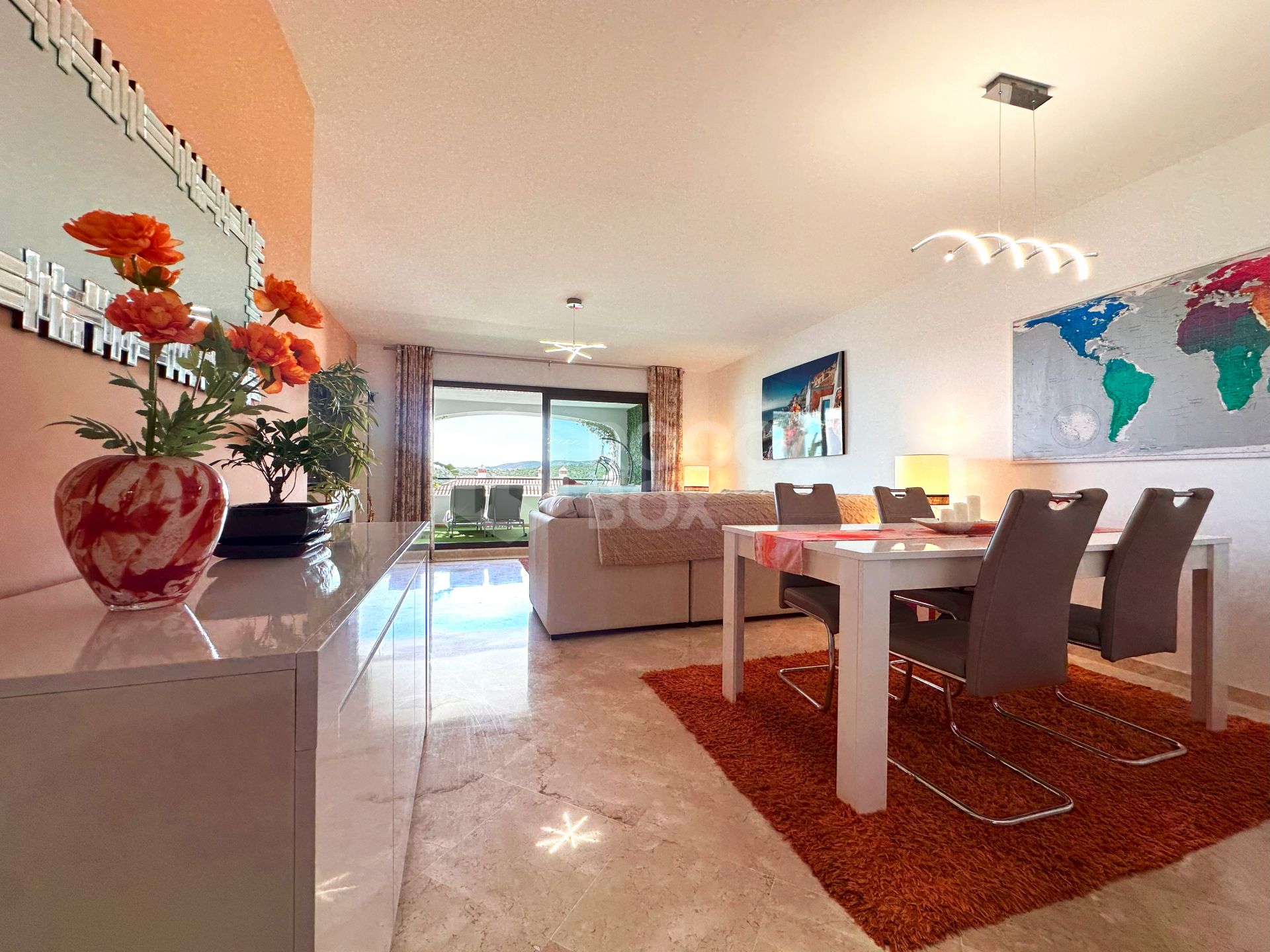 Amazing spacious with amazing views APARTMENT in Casares Golf.