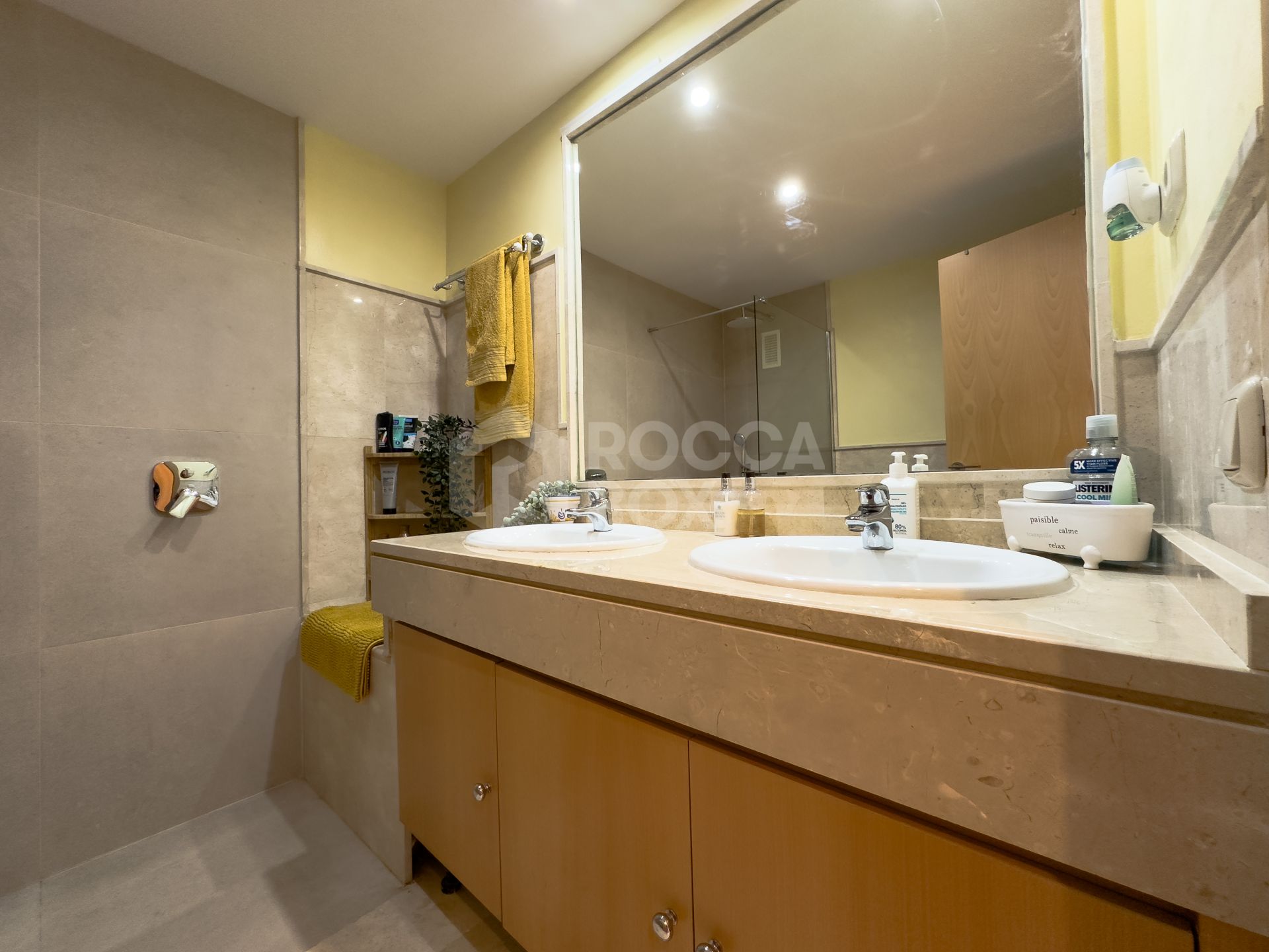 Amazing spacious with amazing views APARTMENT in Casares Golf.